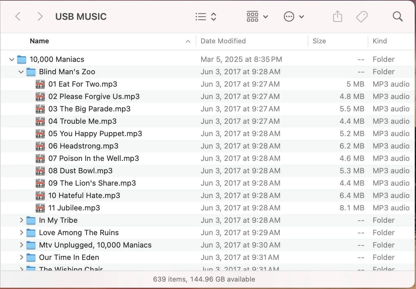 2025 4runner 6th gen Is it possible to play music from a USB stick? Screenshot 2025-04-11 at 10.48.17 AM