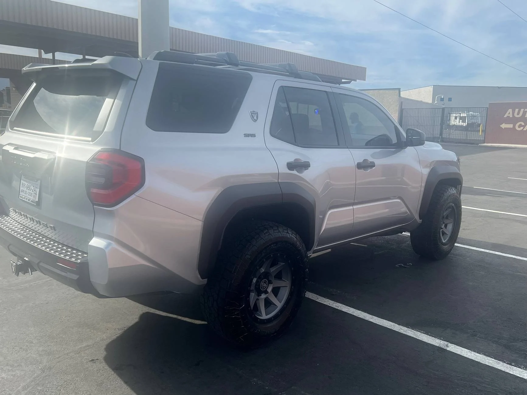 2025 4runner 6th gen SR5 trim on 285/70/17 + ICON REBOUND WHEEL IMG_5011