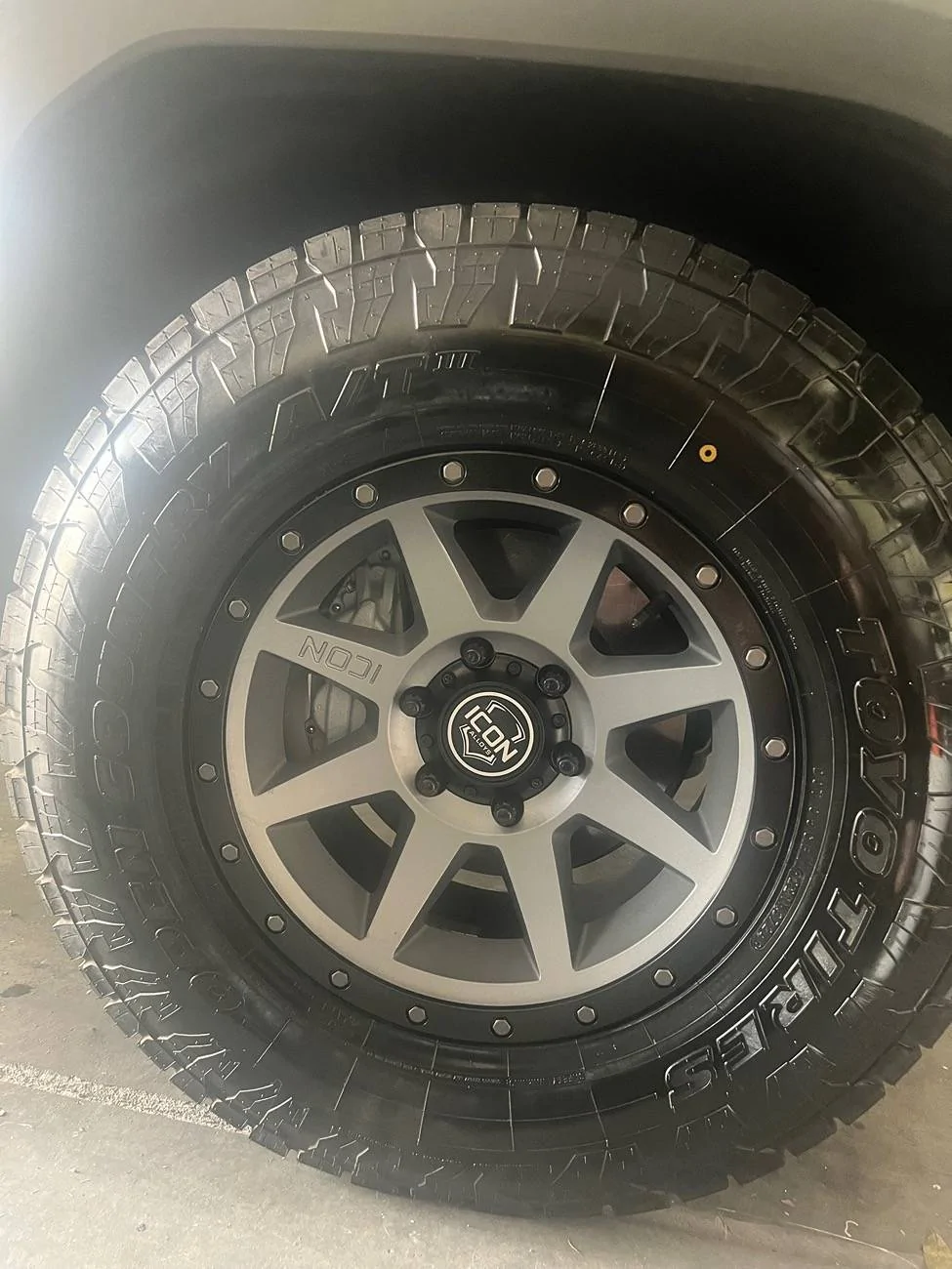 2025 4runner 6th gen SR5 trim on 285/70/17 + ICON REBOUND WHEEL IMG_5020