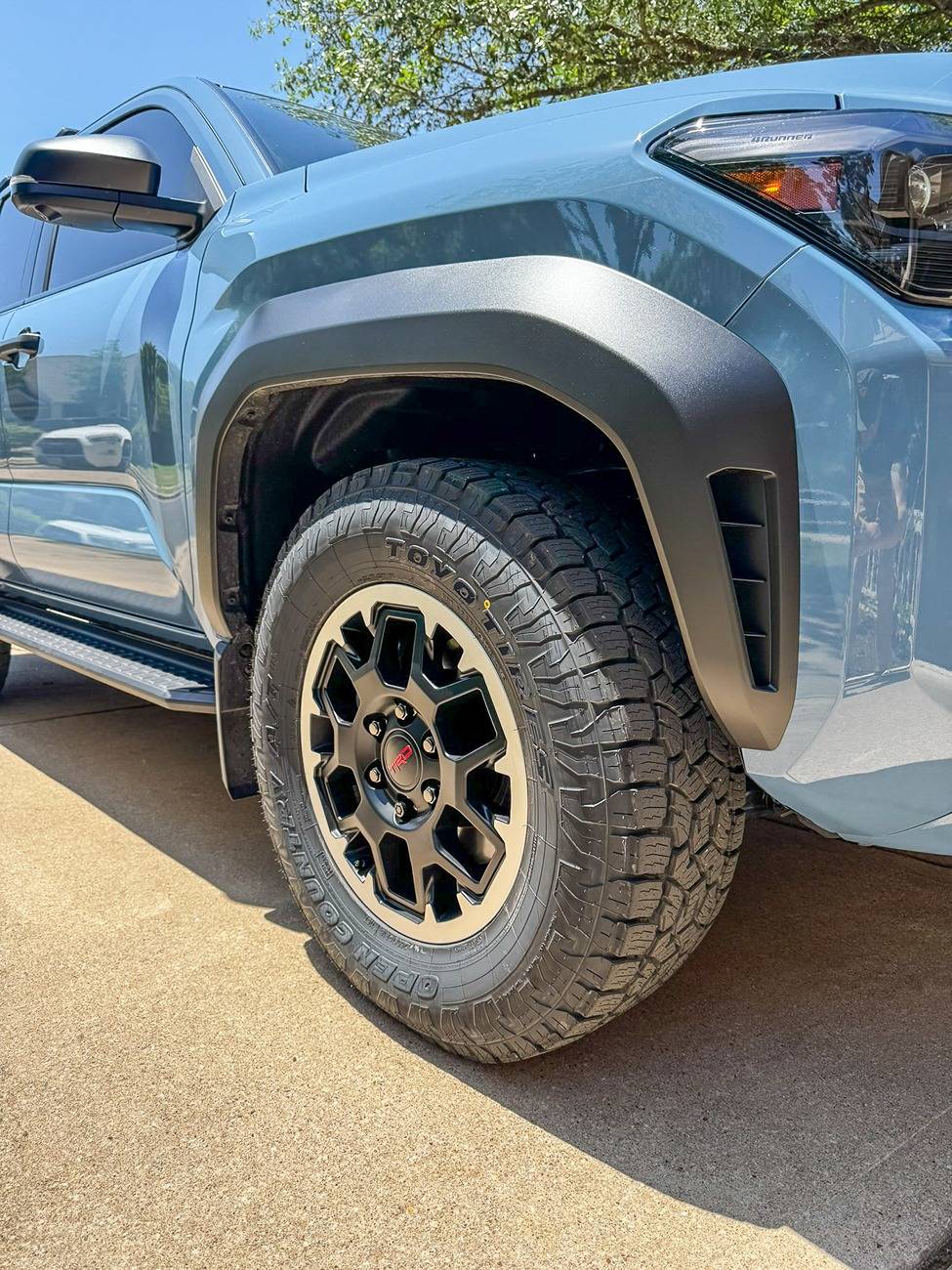 2025 4runner 6th gen Toyo Open Country AT3 265/70/18 (32.65") installed on ORP IMG_8313