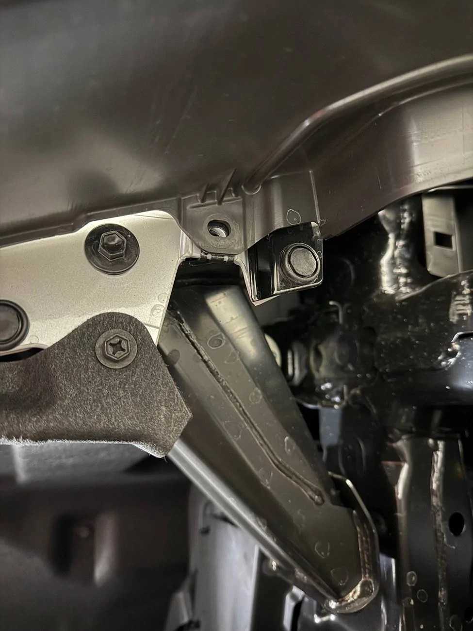 2025 4runner 6th gen Air Dam falling off at highway speeds, 89 miles on odometer IMG_7340