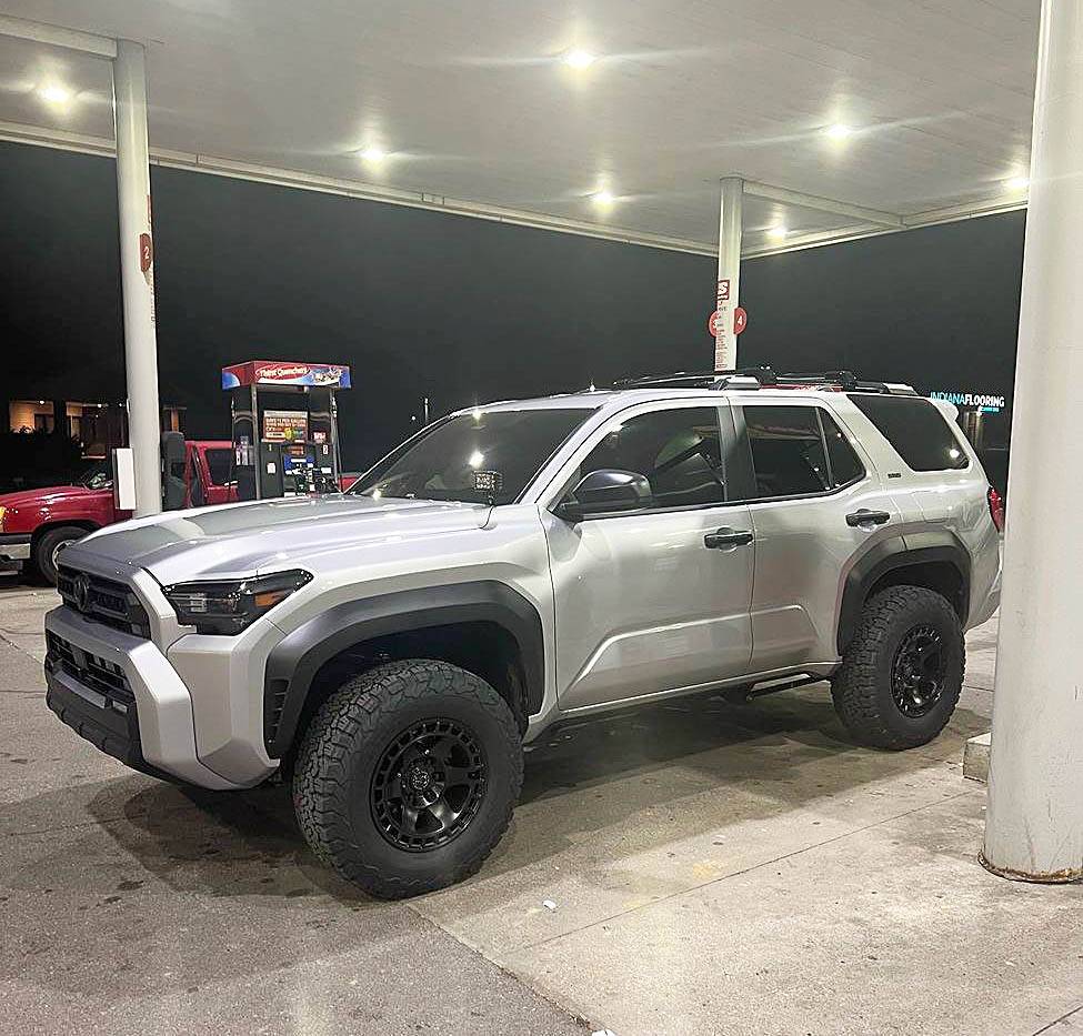 2025 Toyota 4runner CUTTING EDGE (Silver) Photos 4Runner 6th Gen (2025+) image10