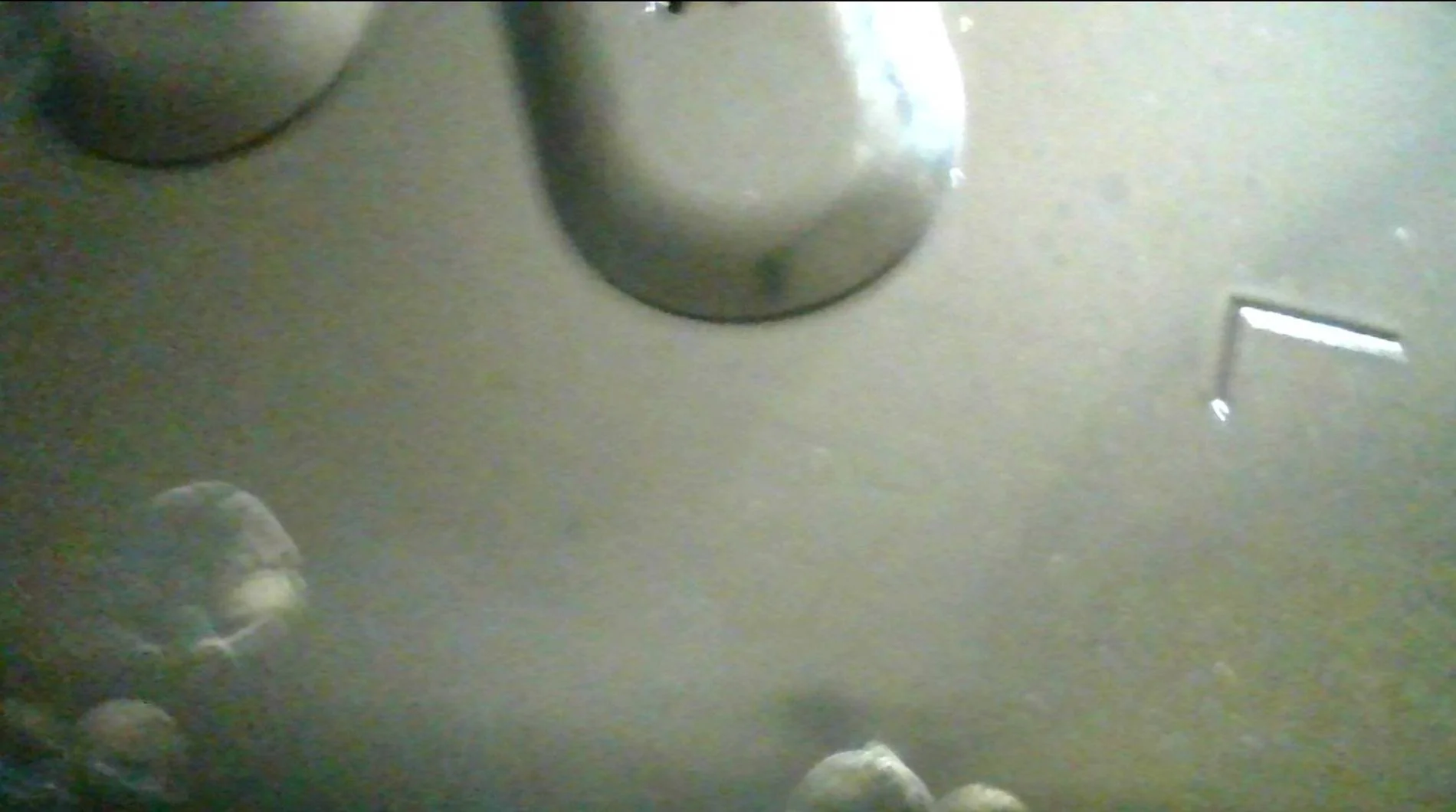 2025 4runner 6th gen Whistling noise after front air dam removal: final verdict? LCA holes drvr side 09 (plug slight lift at edge)