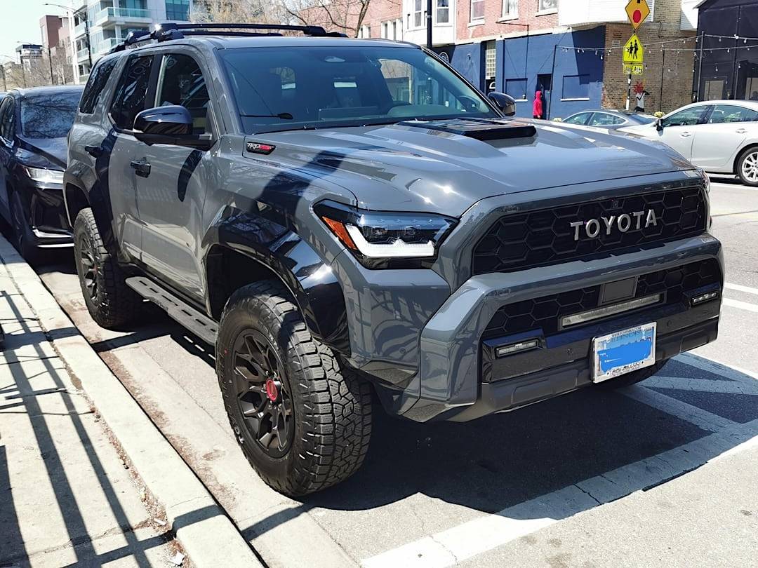 2025 4runner 6th gen UNDERGROUND Photos 4Runner 6th Gen (2025+) 2025-trd-pro-in-underground-spotted-in-the-wild-v0-g6wpykhbrmue1 (1)