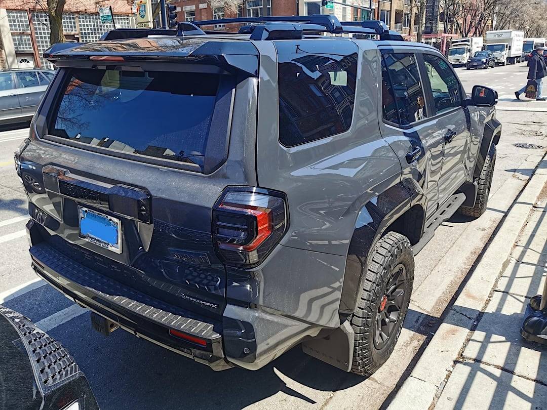 2025 4runner 6th gen UNDERGROUND Photos 4Runner 6th Gen (2025+) 2025-trd-pro-in-underground-spotted-in-the-wild-v0-017l9phbrmue1 (1)
