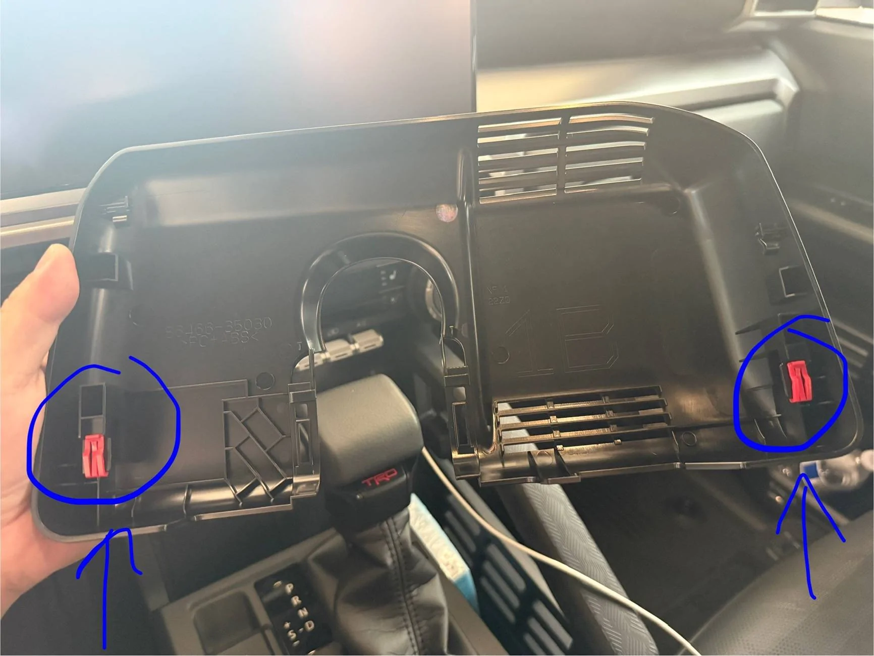 2025 4runner 6th gen Aftermarket dashcam install using Dongar kit, on 2025 4Runner ORP with tow tech (digital mirror) IMG_8316