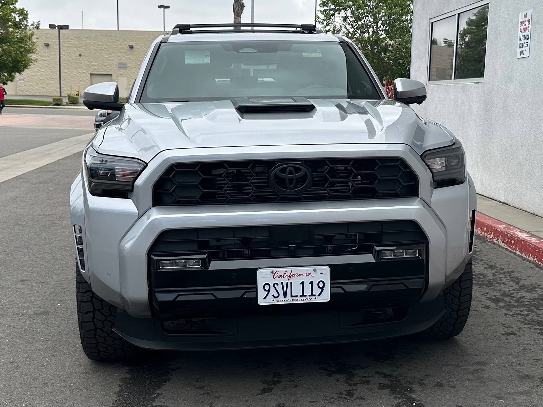 2025 4runner 6th gen Bigger tires (275/55R20) installed on TRD Sport 20" wheels IMG_8070