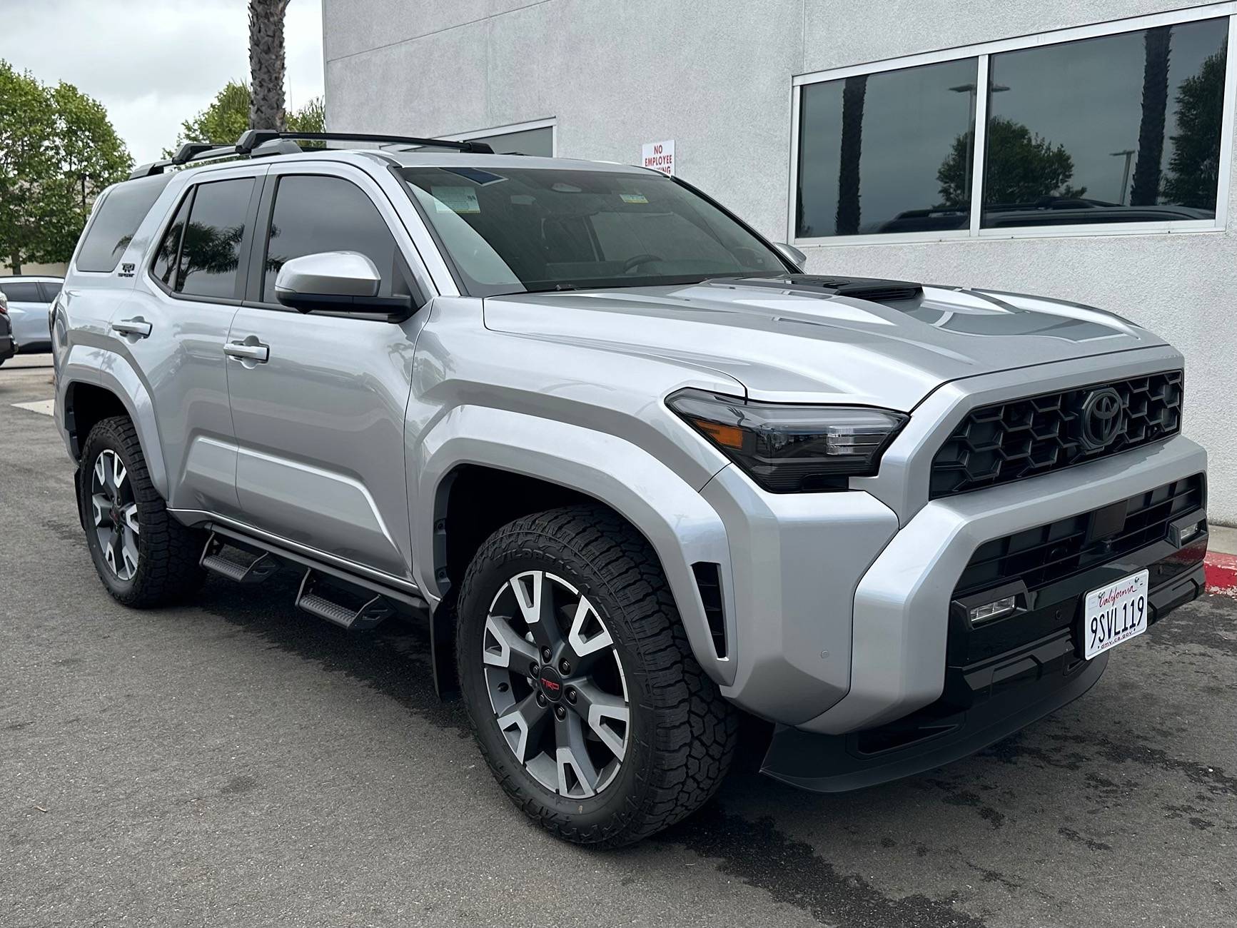 2025 4runner 6th gen Bigger tires (275/55R20) installed on TRD Sport 20" wheels IMG_8071