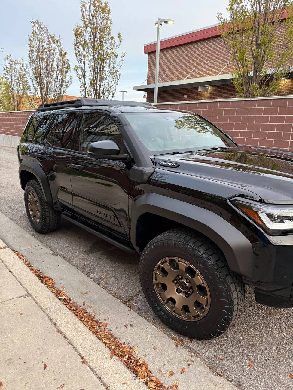 2025 4runner 6th gen BLACK Photos 4Runner 6th Gen (2025+) black 2025 4runner trailhunter bronze wheels.jpg2
