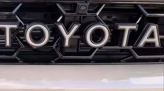 2025 4runner 6th gen Heritage Grille letters - color matched overlays part numbers (Matte Black, Imperial Red, Reflective Black, Mud Bath, White, Bronze) IMG_7818