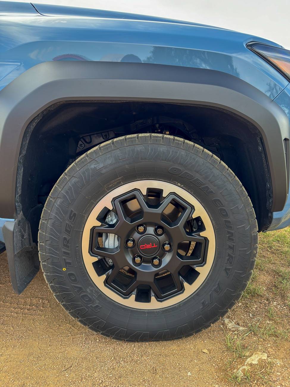 2025 4runner 6th gen Heritage Blue Off-Road Premium - Chill Daily Driver IMG_8369