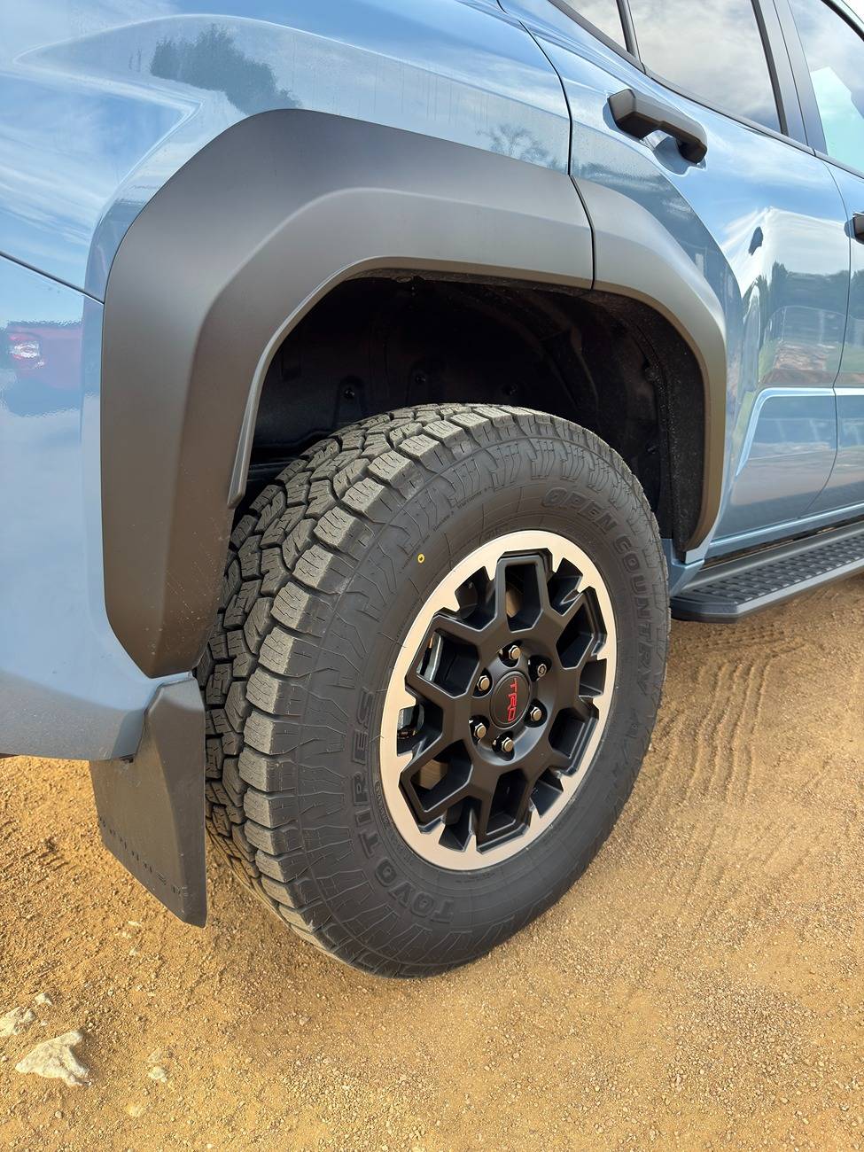 2025 4runner 6th gen Toyo Open Country AT3 265/70/18 (32.65") installed on ORP IMG_8368.JPEG