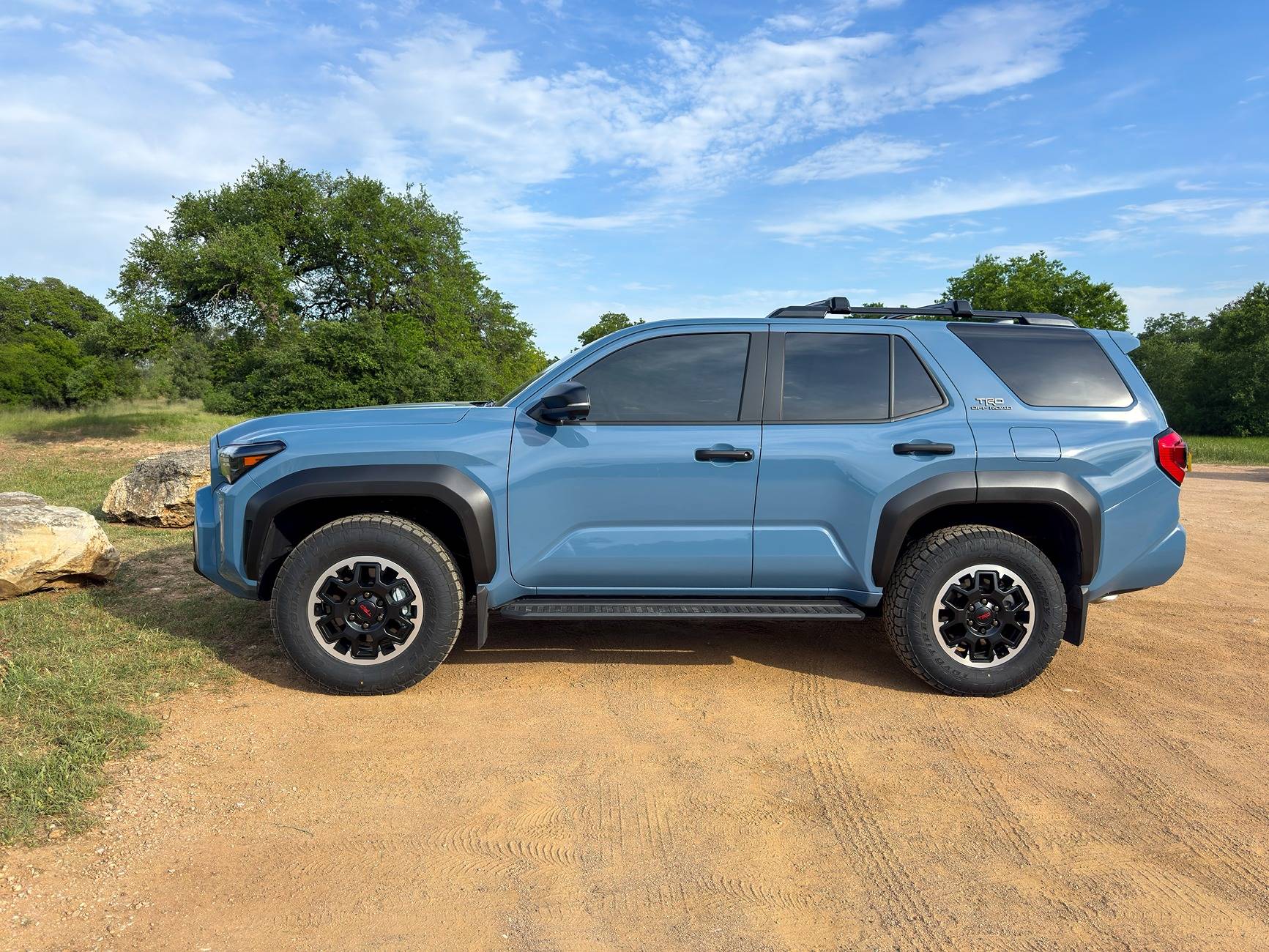 2025 4runner 6th gen Toyo Open Country AT3 265/70/18 (32.65") installed on ORP IMG_8359