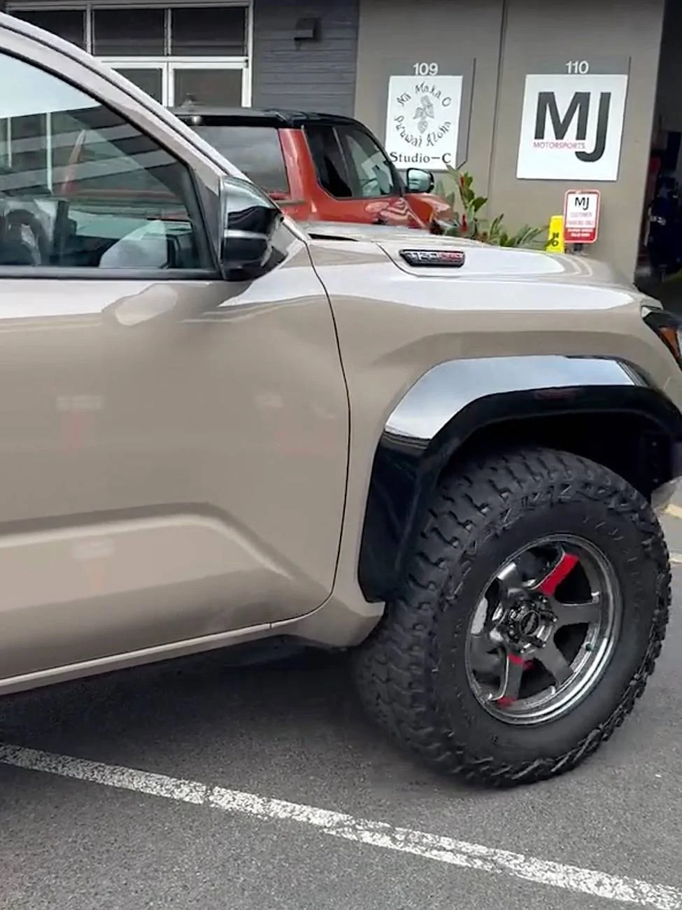 2025 Toyota 4runner Mudbath TRD Pro 2025 4Runner Build: 35's Baja Boss A/T + Rays TE37 +22 Offset 18" Wheels on Stock Suspension 2025 4runner TRD Pro 6th gen build 35%22 tires +22 offset wheels factory stock suspension1