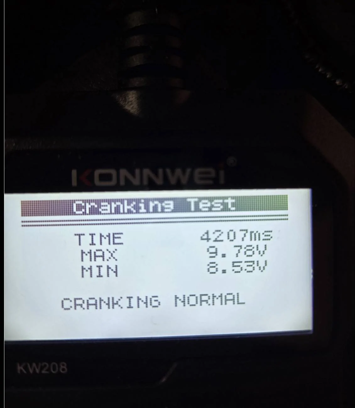 2025 4runner 6th gen Is your voltmeter (battery) display always on the lower half? 4R cranking test normal 4-19-25