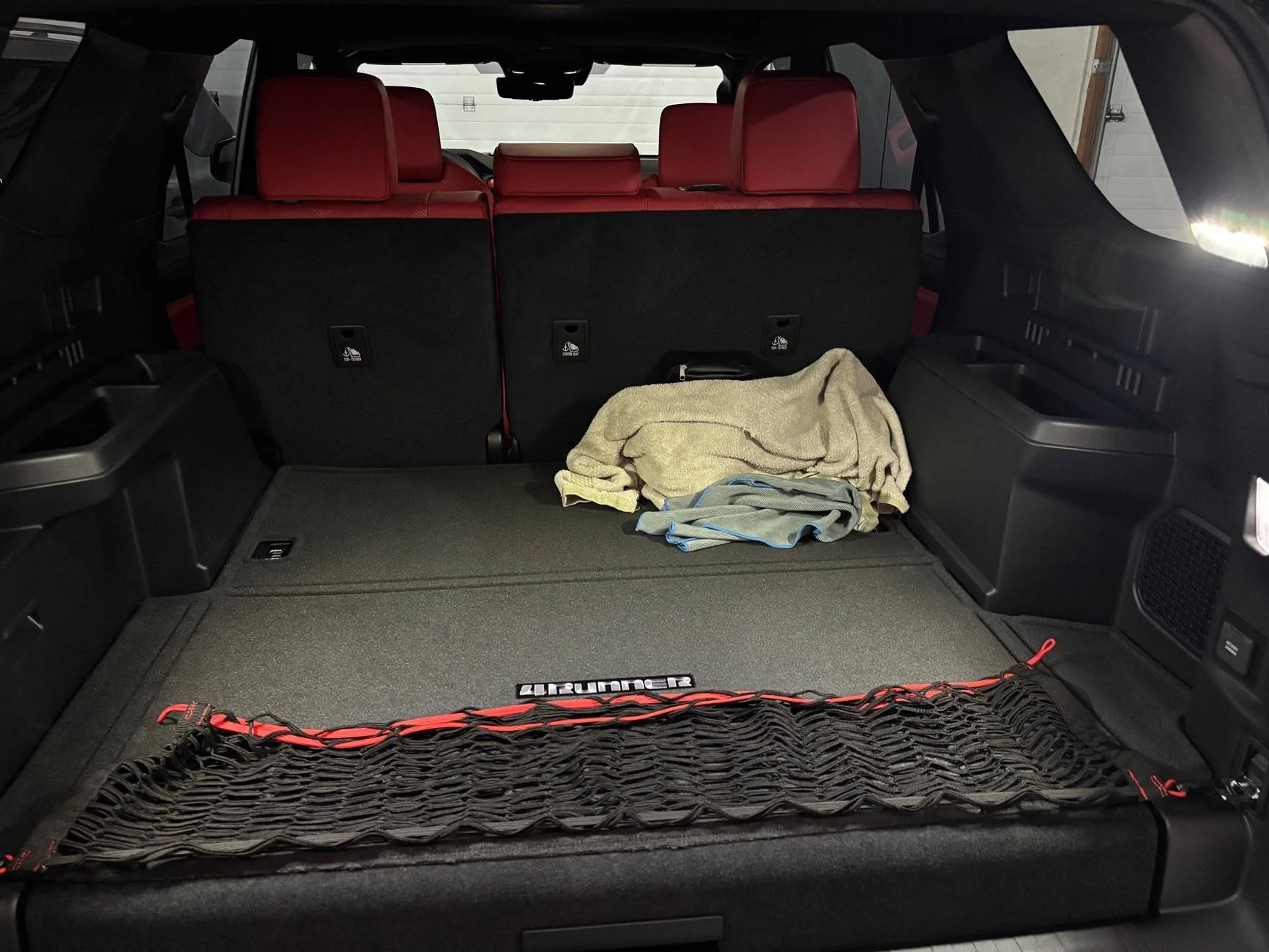 2025 Toyota 4runner Cargo Lamps option install in cargo area interior - photos & DIY instructions IMG_8945