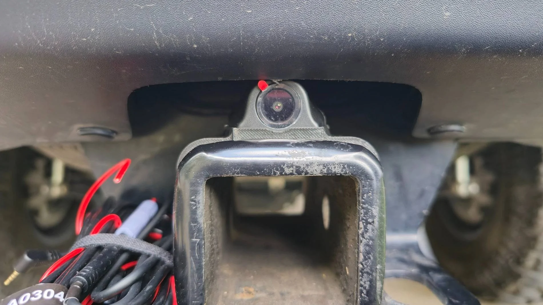 2025 4runner 6th gen Wolfbox DIY Share: 3D Printed Wire Cover and Rear Cam Mount 467558916_10229309636980471_8200298922259238871_n