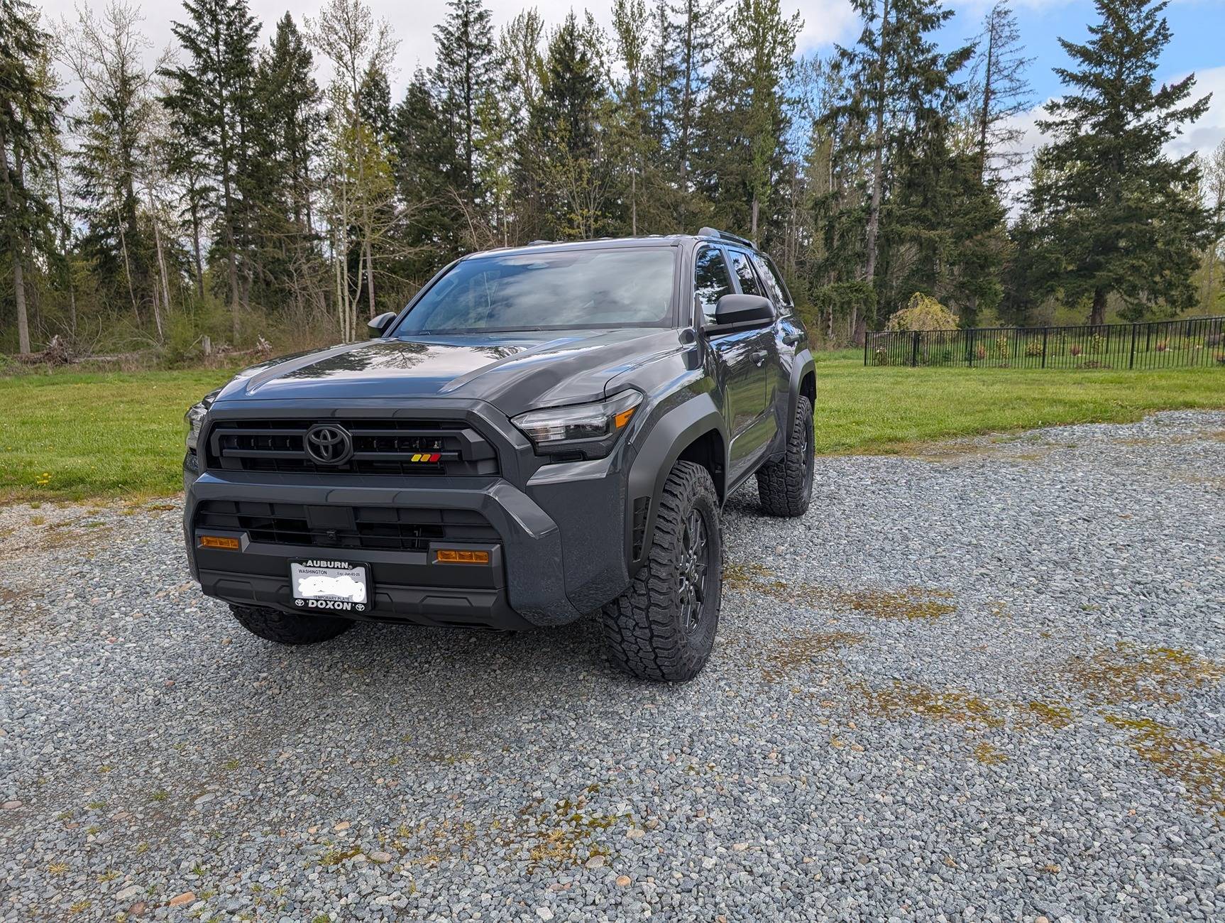 2025 4runner 6th gen 285/70R17 Baja Boss A/T tires on stock SR5 wheels, no rub 1000002227