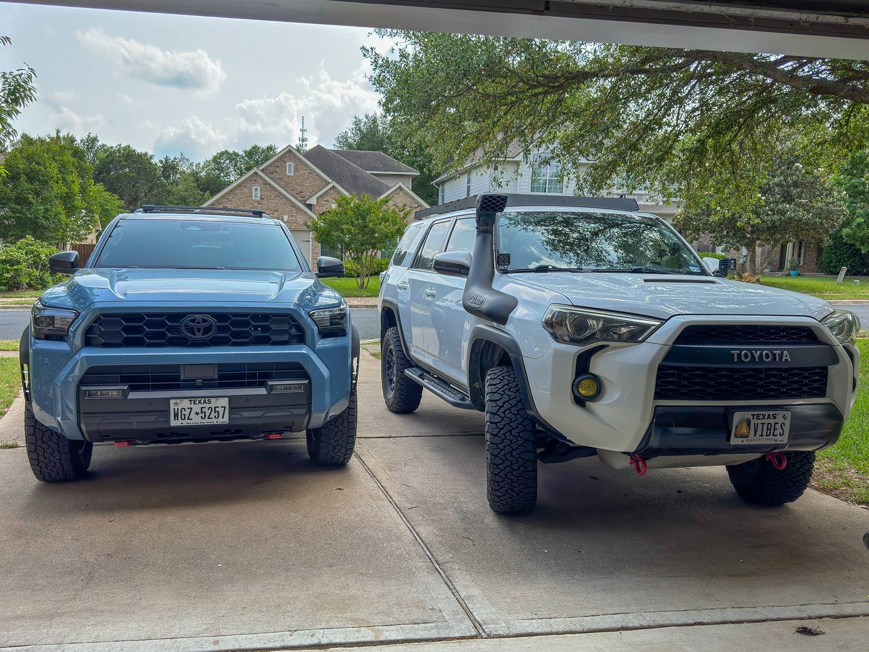 2025 4runner 6th gen Heritage Blue Off-Road Premium - Chill Daily Driver IMG_8426