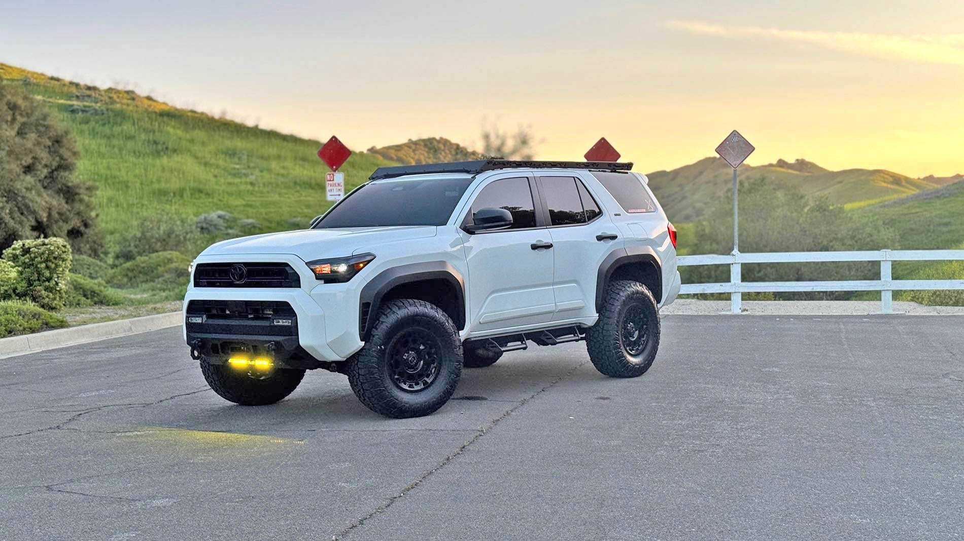 2025 Toyota 4runner ICE CAP WHITE Photos 4Runner 6th Gen (2025+) IMG_8042