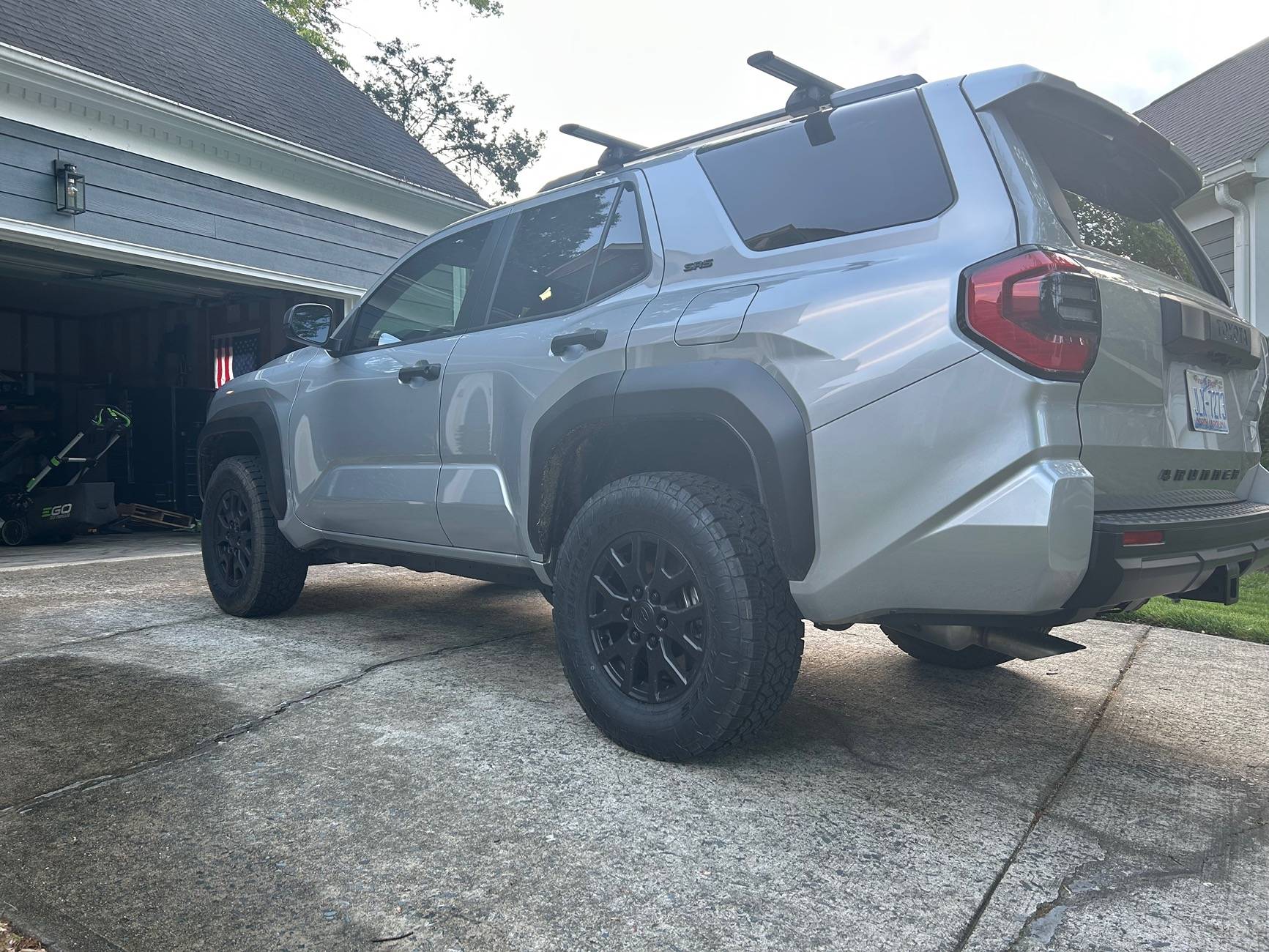 2025 4runner 6th gen Plastidipped my SR5 wheels IMG_3002