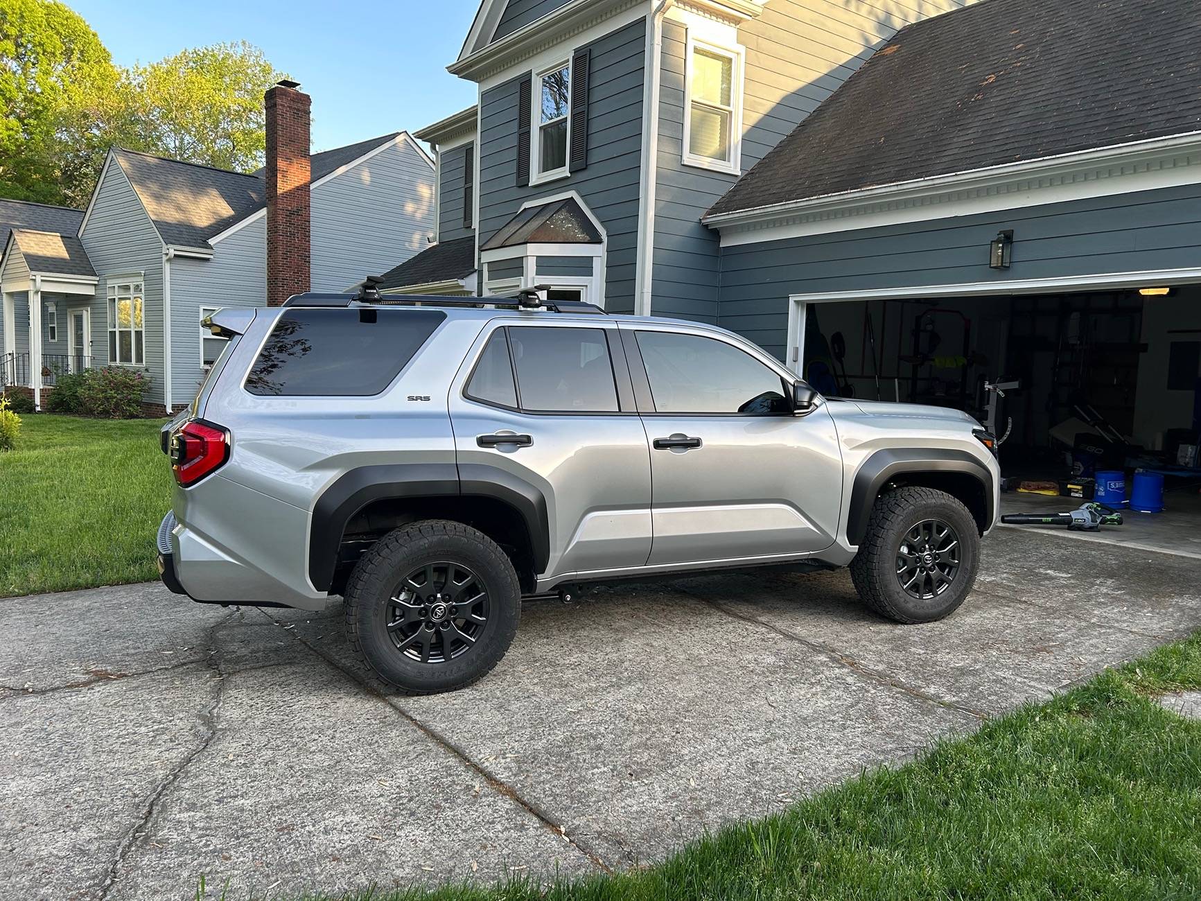 2025 4runner 6th gen Plastidipped my SR5 wheels IMG_2961