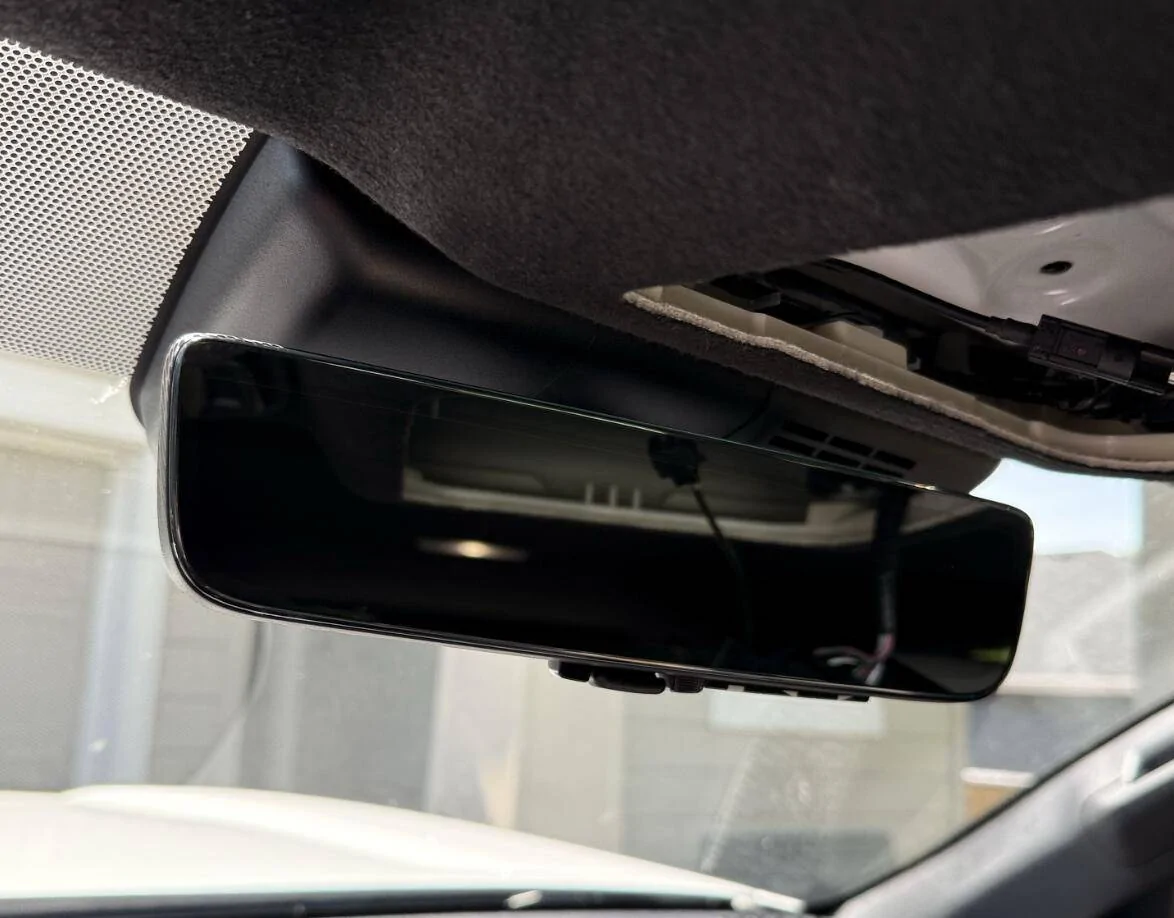 2025 Toyota 4runner Retrofitting OEM digital rearview mirror? 1745608932026-q7