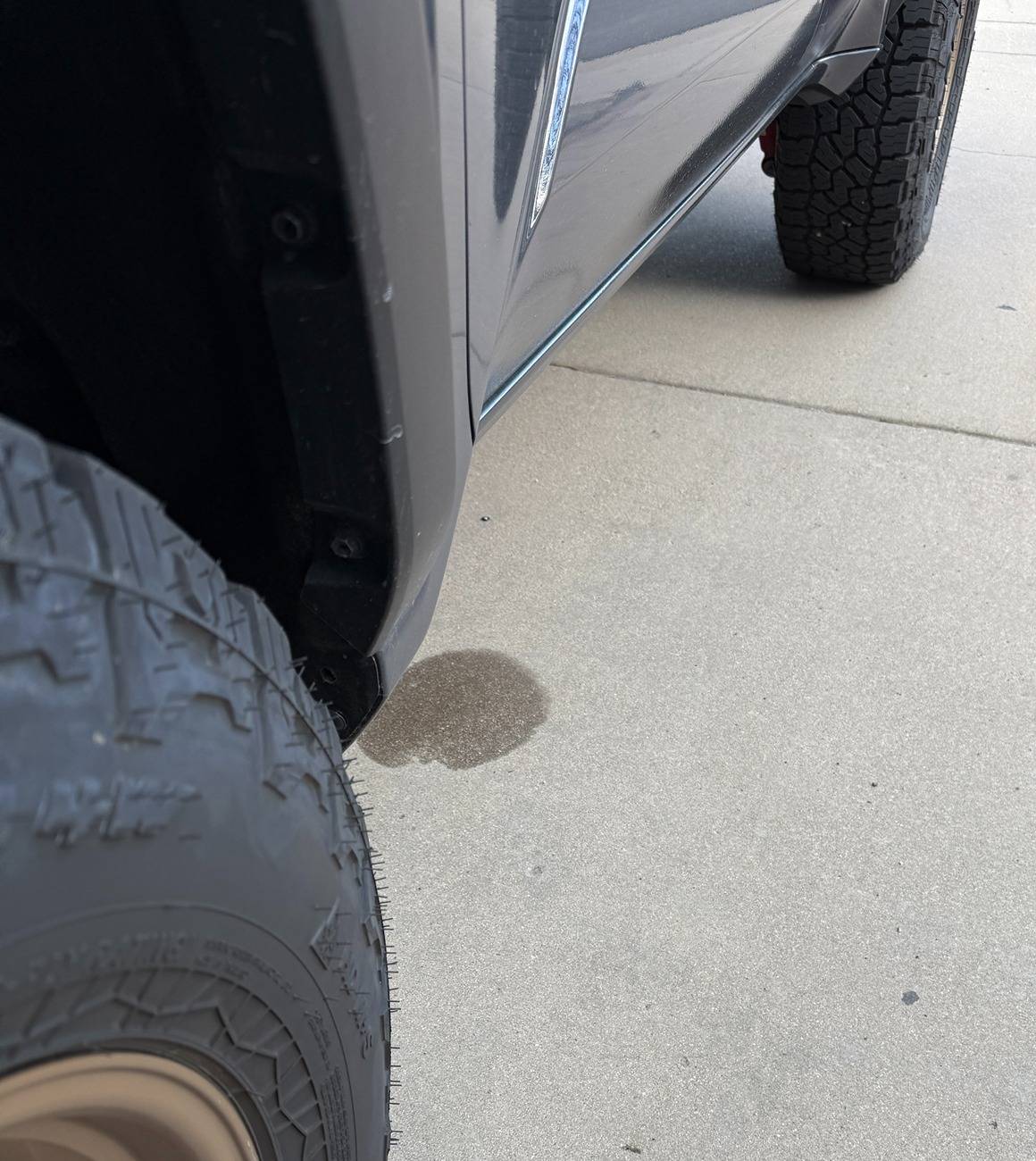 2025 4runner 6th gen AC condensation drain (wet drip spot on your garage floor) IMG_7677.JPG