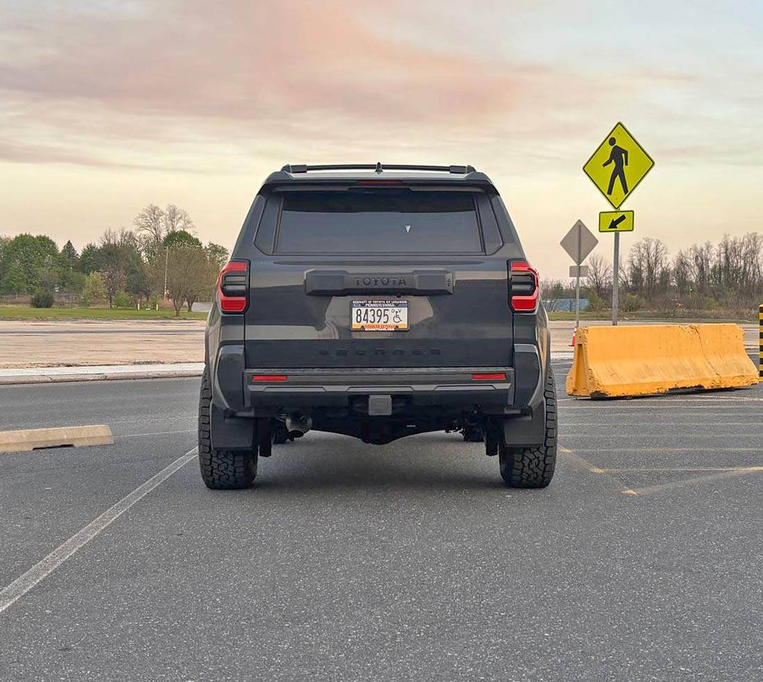2025 4runner 6th gen 3.5" inch RC suspension lift. 285/70/17 AT3 Tires. 17" Black Rhino Raid Wheels on 2025 4Runner SR5 IMG_7756