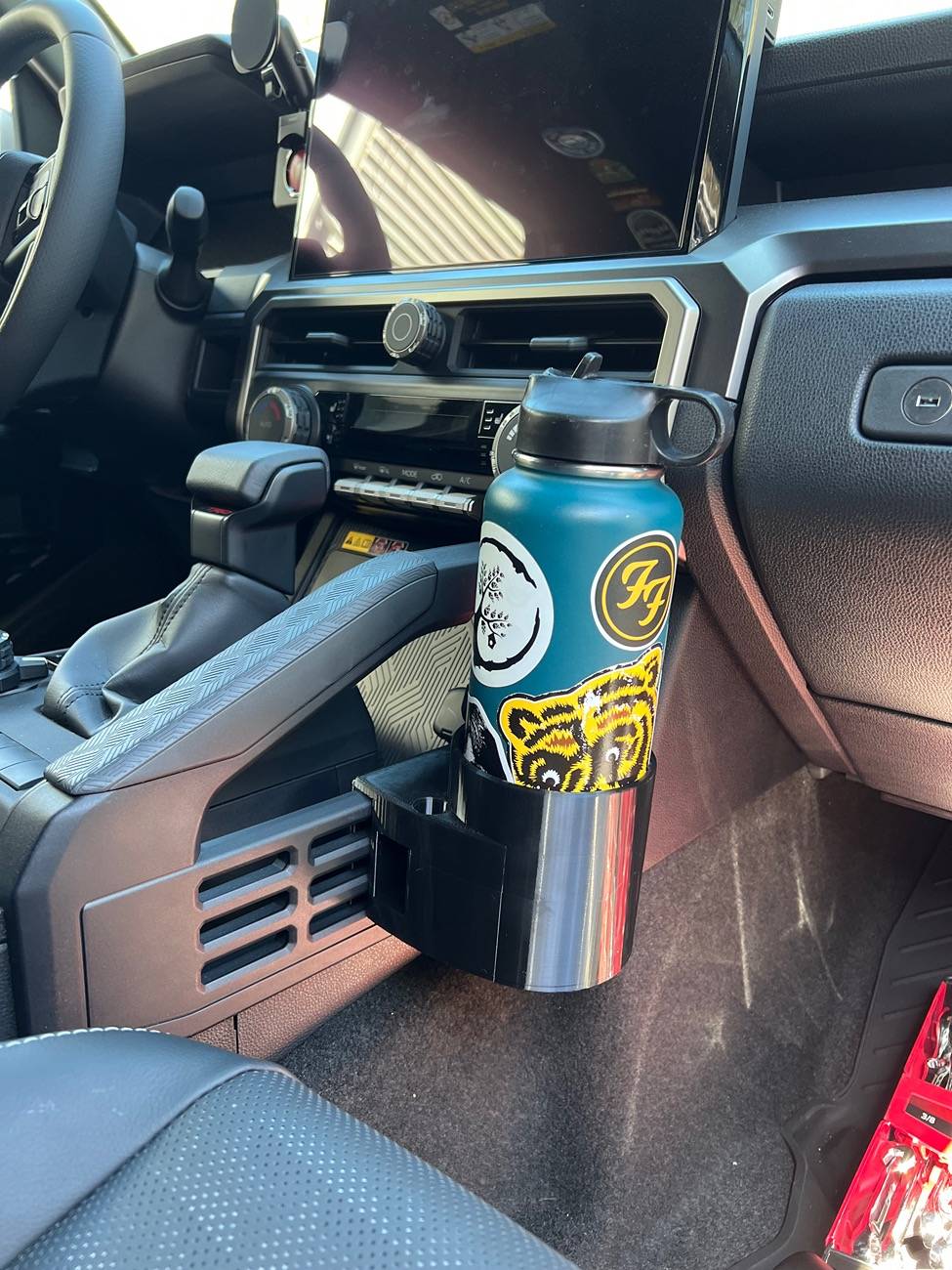 2025 4runner 6th gen 40oz cup holder IMG_5445