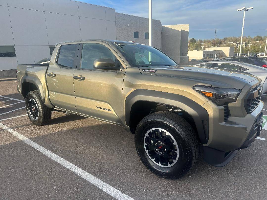 2025 4runner 6th gen Tacoma Hybrid instead of 4Runner 2025 Tacoma