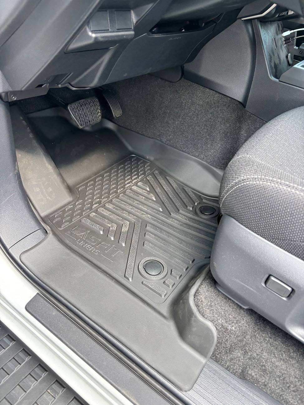 2025 4runner 6th gen Received my Lasfit floor liners & cargo mat today! Installed photos IMG_2747