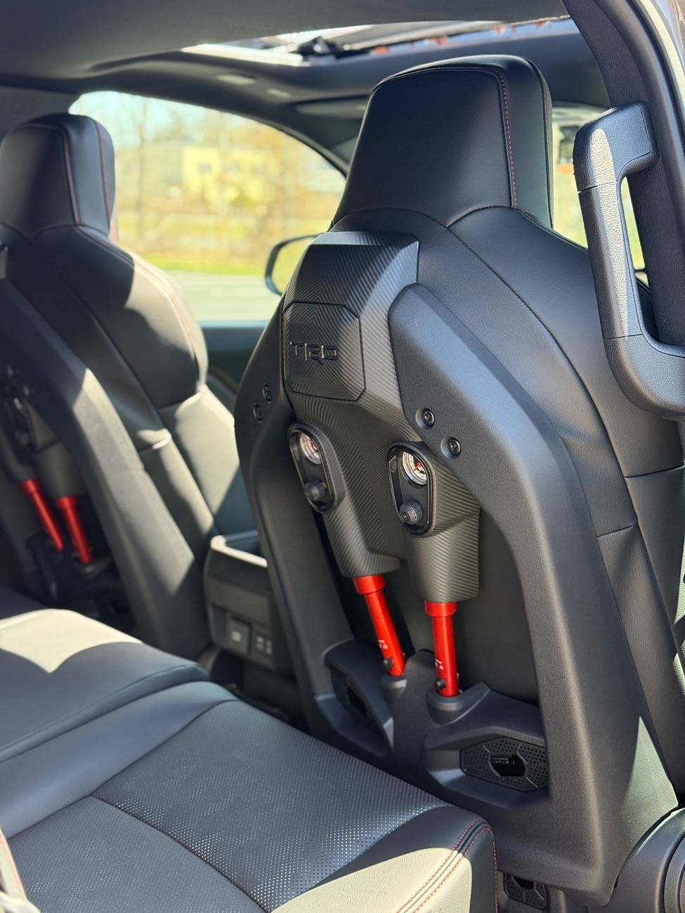 2025 4runner 6th gen SEAT SWAP: Black Tacoma TRD Pro IsoDynamic seats for set of Black 6G 4Runner TRD Pro Seats (Massachusetts) IMG_0891