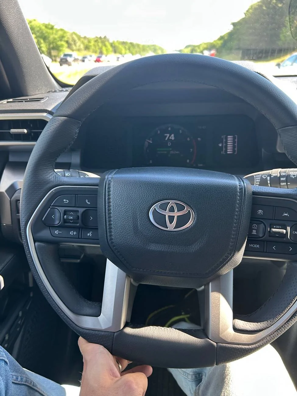 2025 4runner 6th gen First experience with Toyota service. Not looking good. IMG_3060