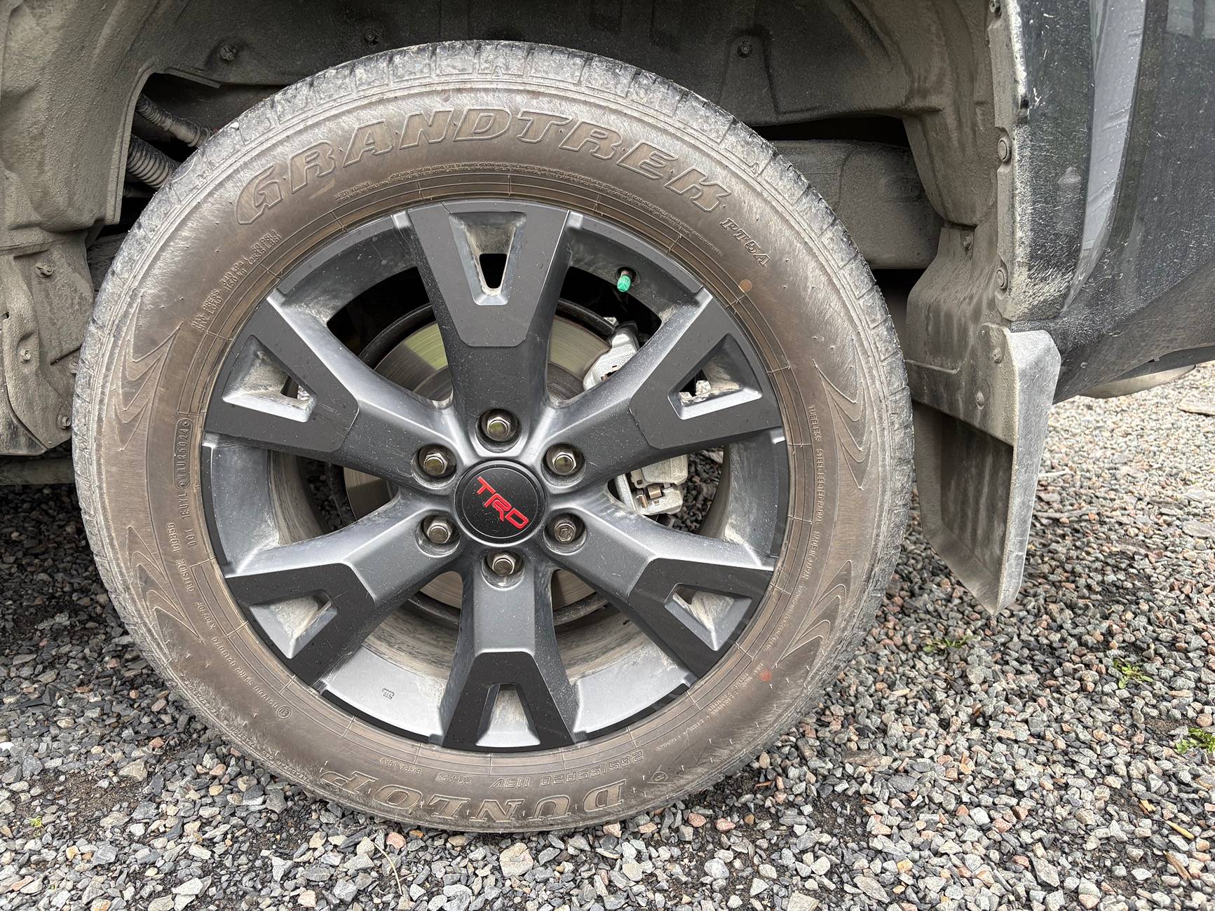 2025 4runner 6th gen Rave Off-Road  Vinyl Blackout Kit for TRD Sport Wheels (Before & After Install Photos) IMG_5217