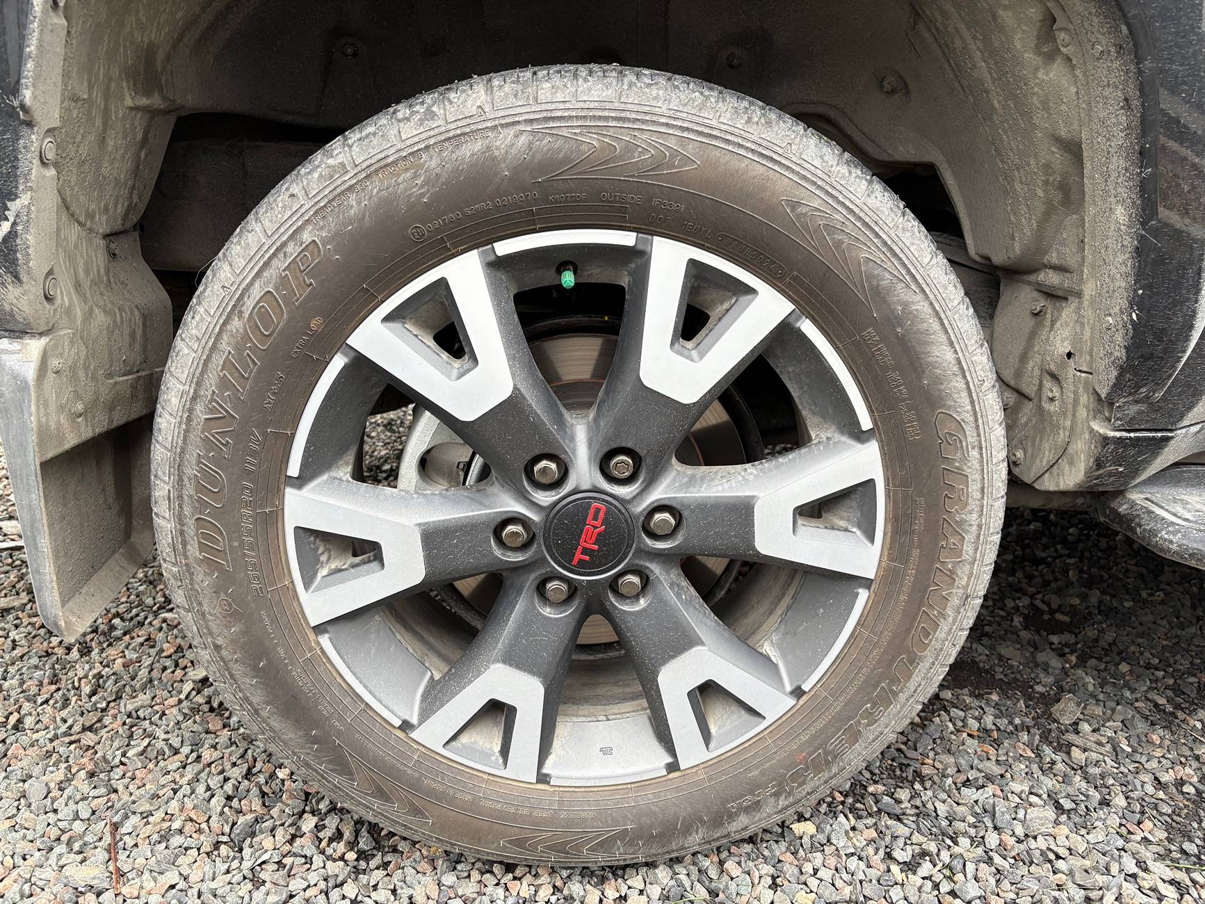 2025 4runner 6th gen Rave Off-Road  Vinyl Blackout Kit for TRD Sport Wheels (Before & After Install Photos) IMG_5218