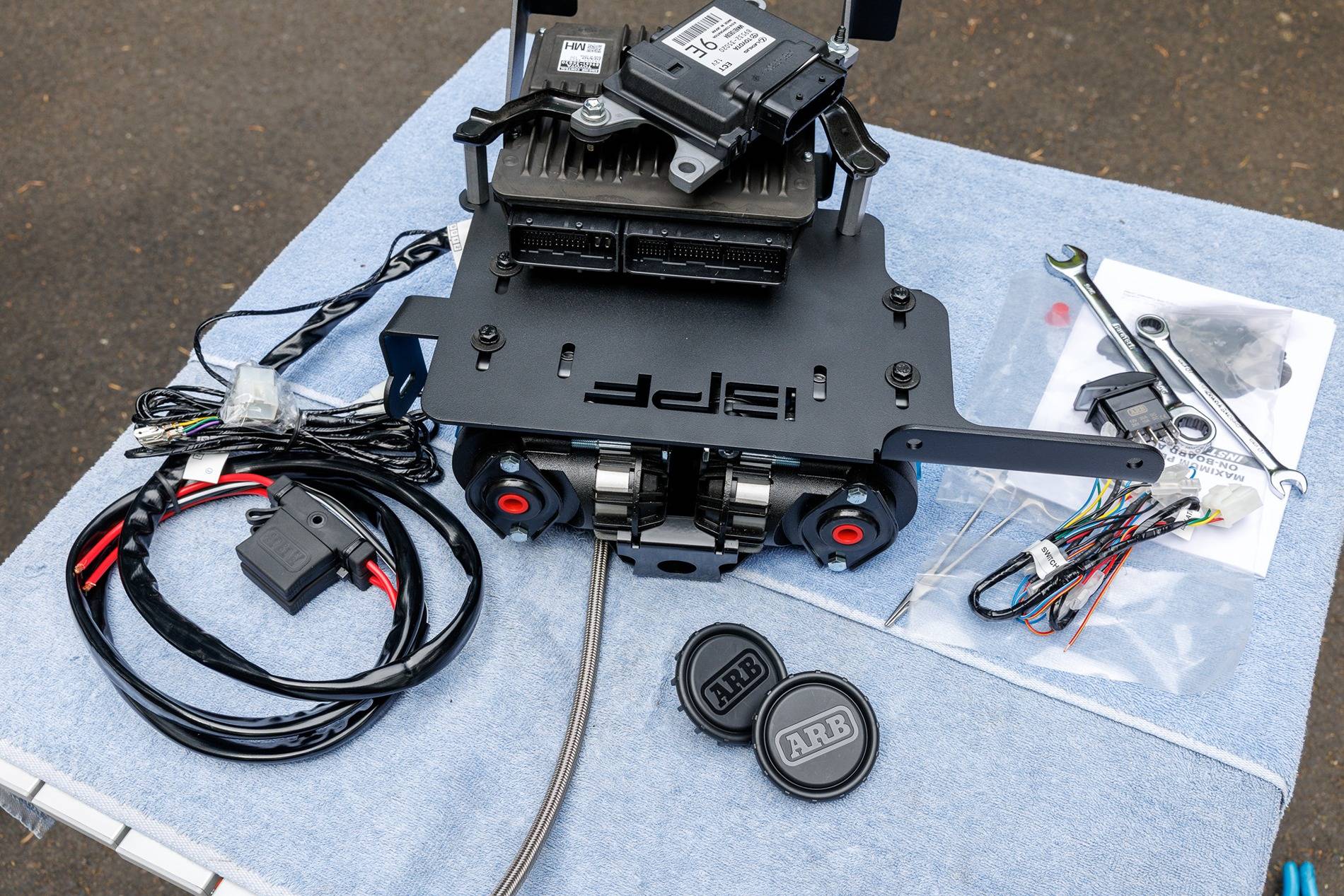 2025 Toyota 4runner Installed ARB Twin Motor Air Compressor using BPF Mounting Bracket _W0A4792