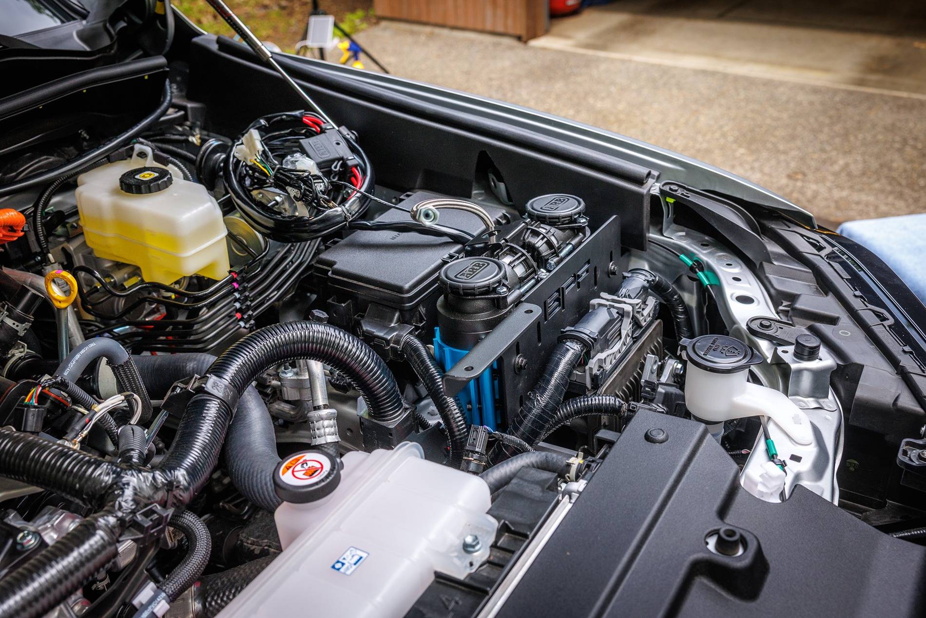 2025 Toyota 4runner Installed ARB Twin Motor Air Compressor using BPF Mounting Bracket _W0A4793