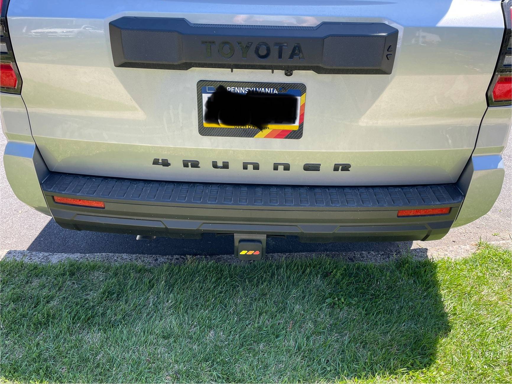 2025 4runner 6th gen Classic tri-color theme both inside and outside my SR5 IMG_3281