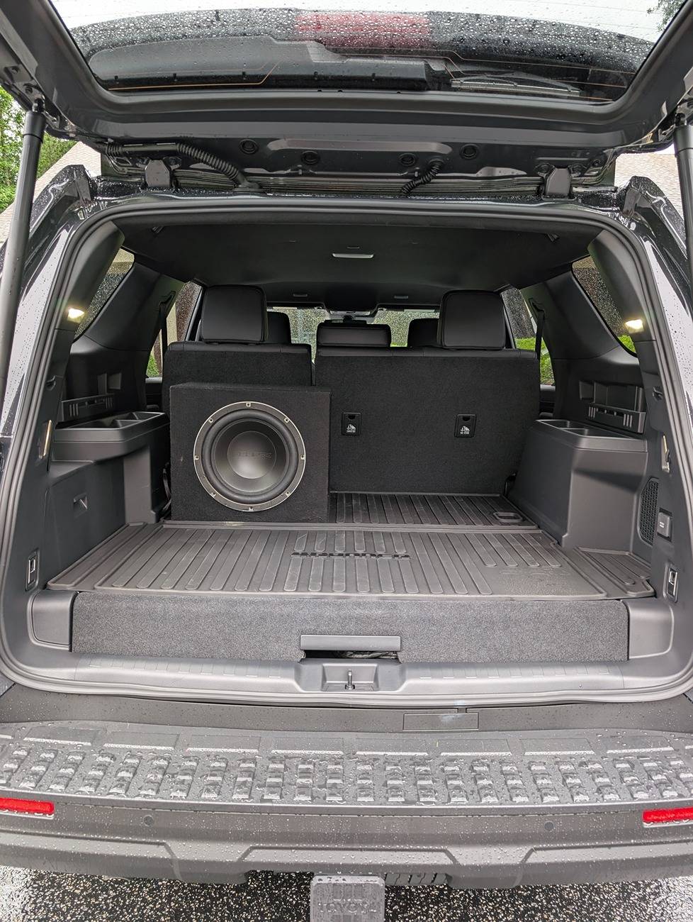 2025 Toyota 4runner Aftermarket Subwoofer & Sub Amp installed (w/ removable subwoofer enclosure box) PXL_20250512_182155591