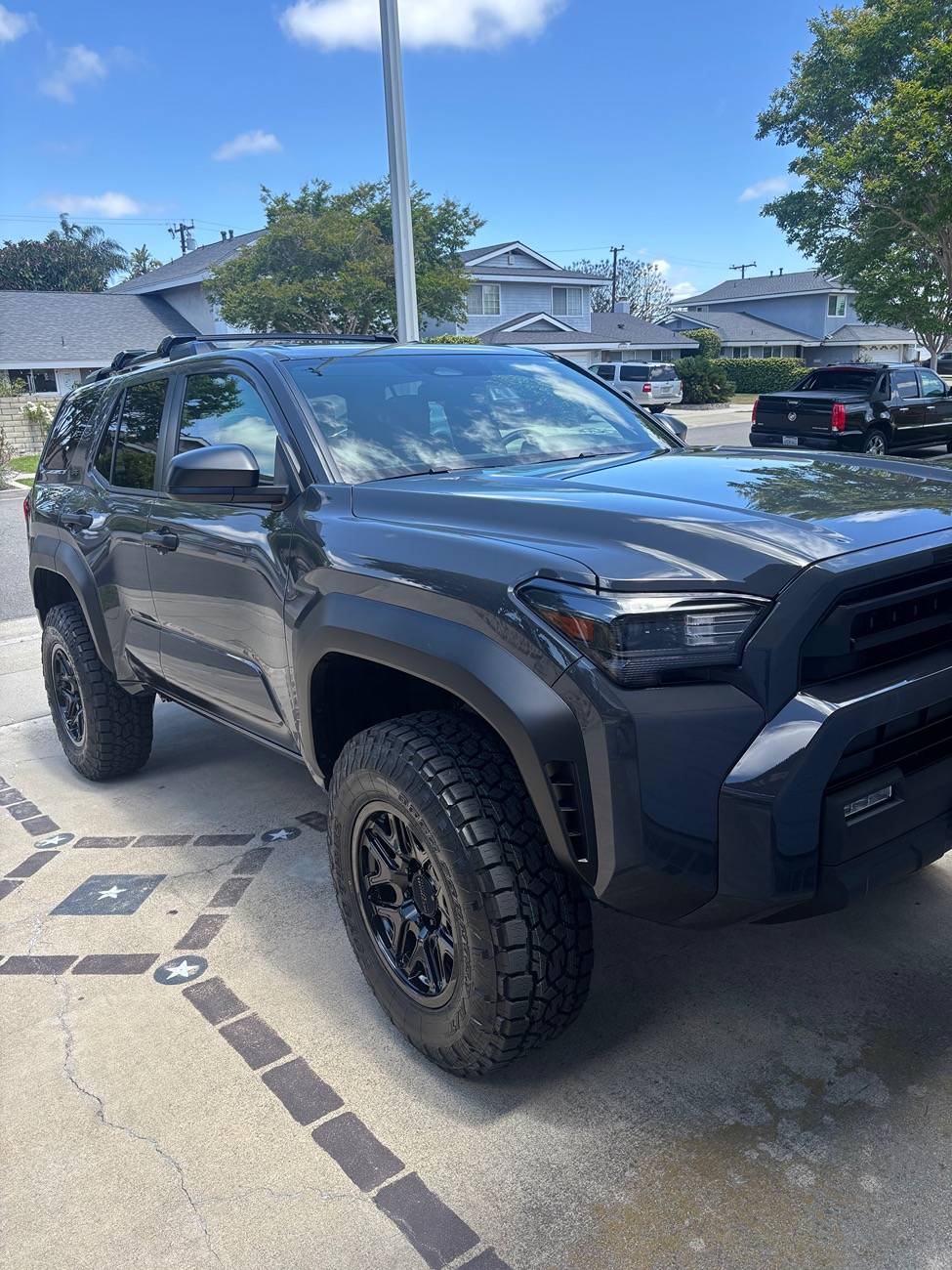 2025 4runner 6th gen 2.5” lift installed, waiting on wheels and tires IMG_9475