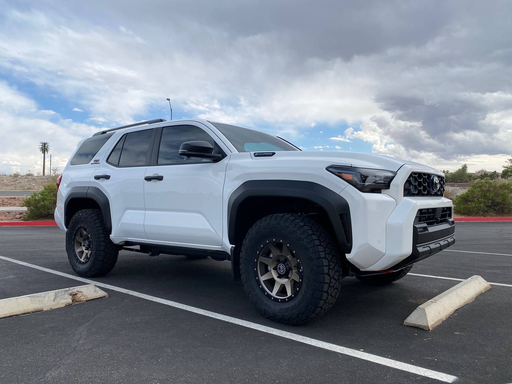 2025 4runner 6th gen Rough Country lift leveling kit - 1.5" vs 2" inch (post your pics) IMG_6482
