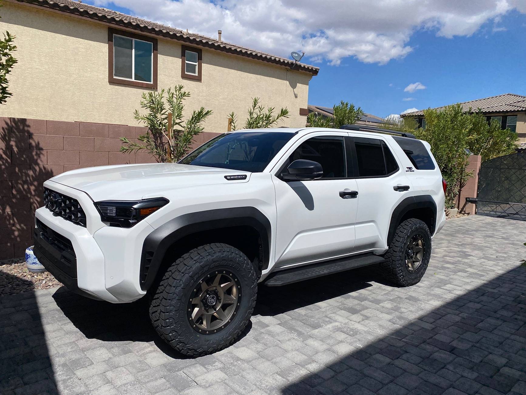 2025 4runner 6th gen Rough Country lift leveling kit - 1.5" vs 2" inch (post your pics) IMG_6366