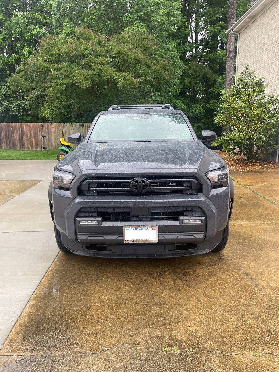 2025 4runner 6th gen Black Toyota front badge via Plastidip IMG_7405