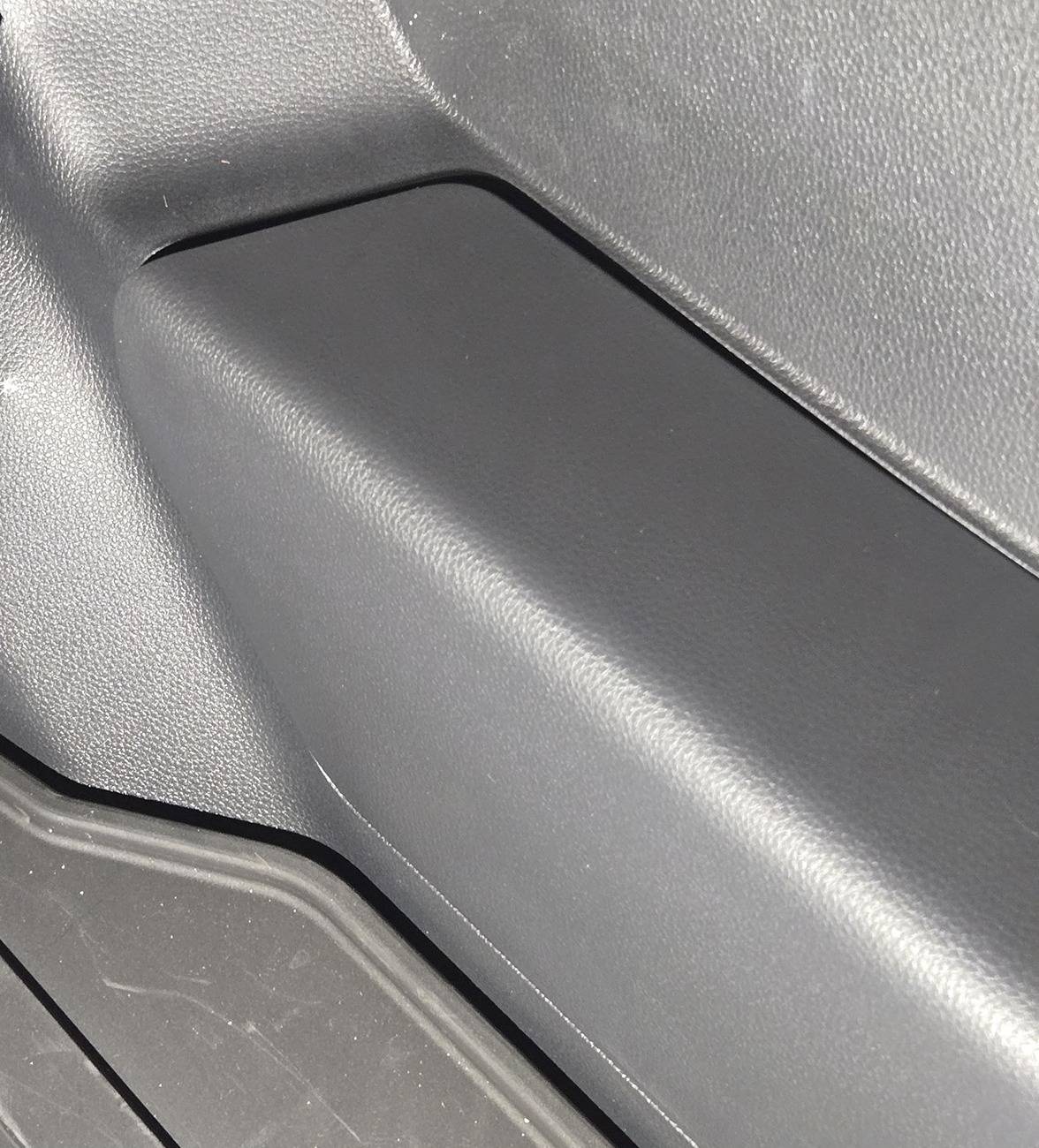 2025 4runner 6th gen Rear passenger side tool compartment won't close 4runr rear psgr tool cmprtmt, left side wont close.JPG