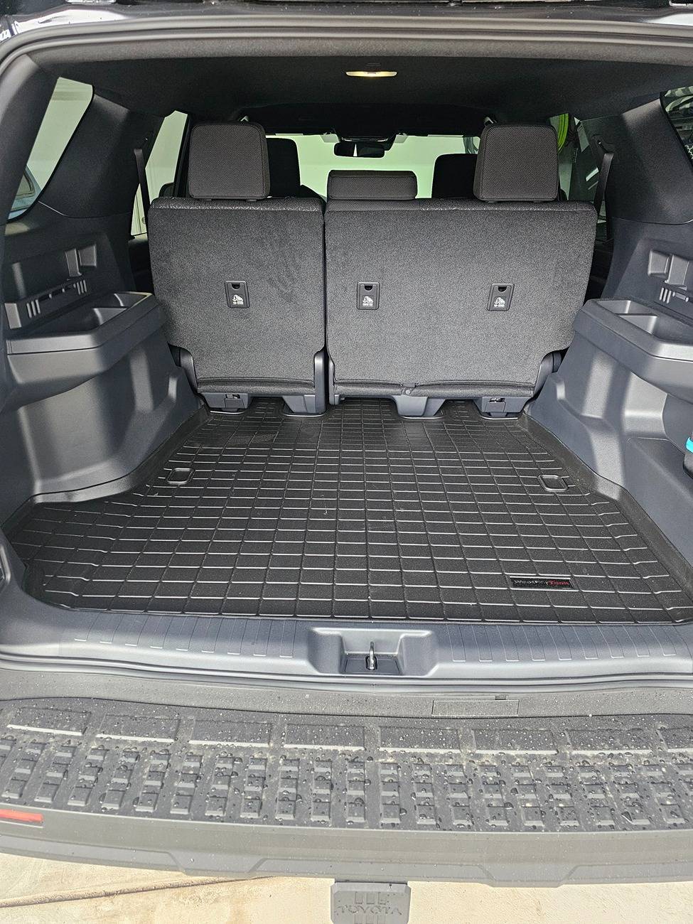 2025 4runner 6th gen Weathertech Floor Liners and Cargo Mat installed in 5-Seat 2025 4Runner 6th gen 20250514_171418
