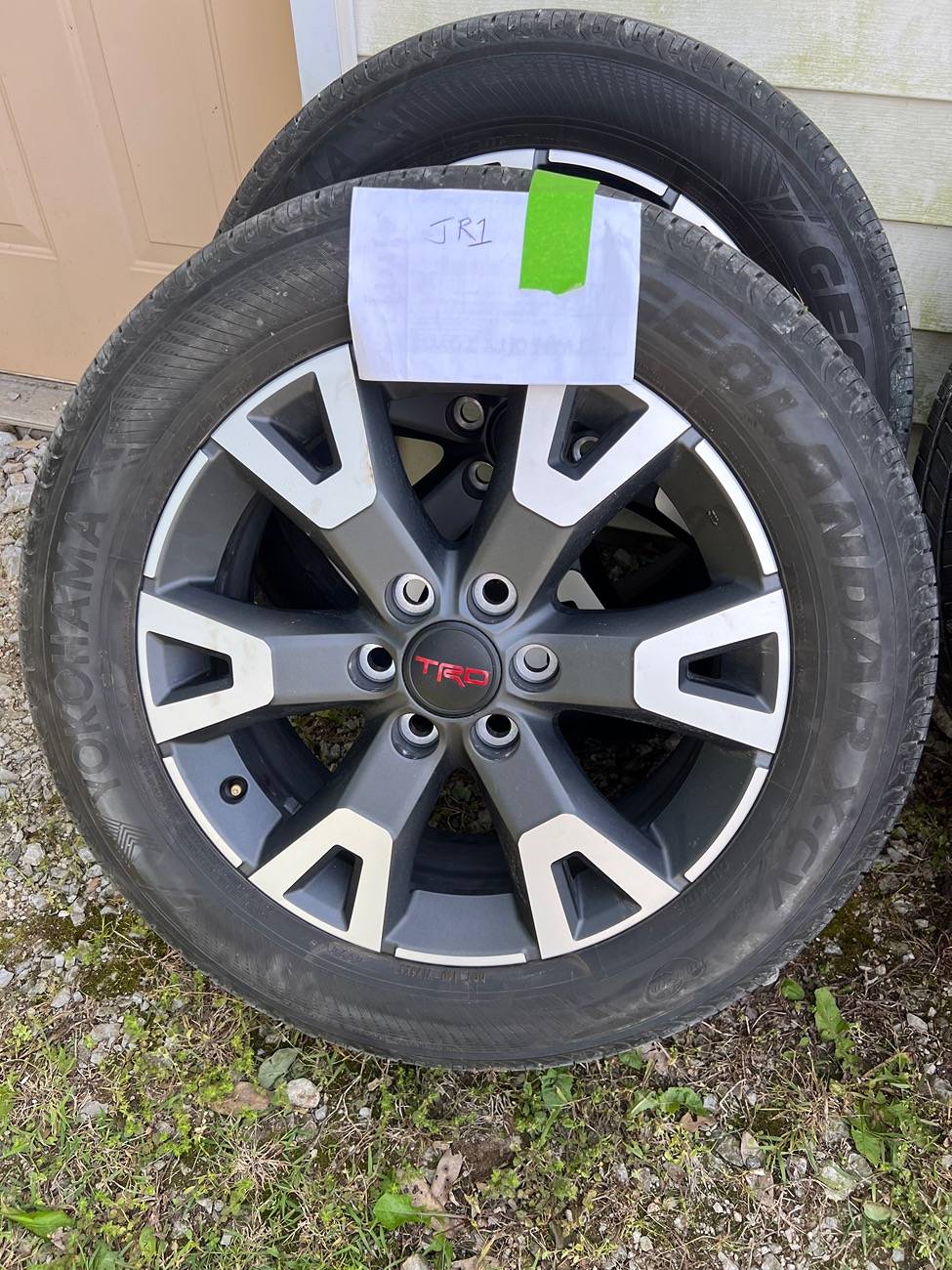 2025 4runner 6th gen WTS Sport premium tires and wheels IMG_1849