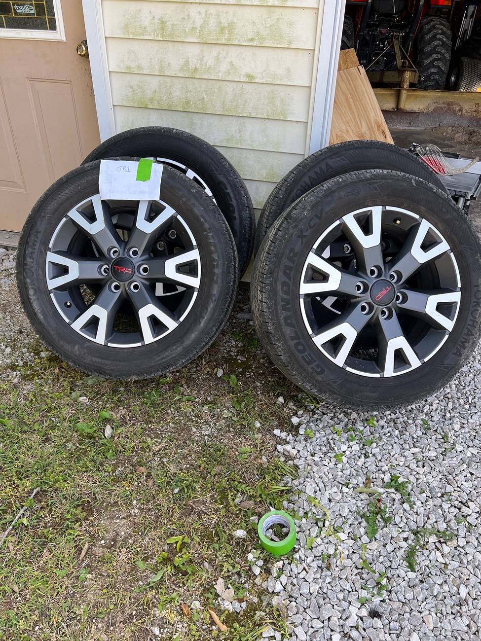 2025 4runner 6th gen WTS Sport premium tires and wheels IMG_1850