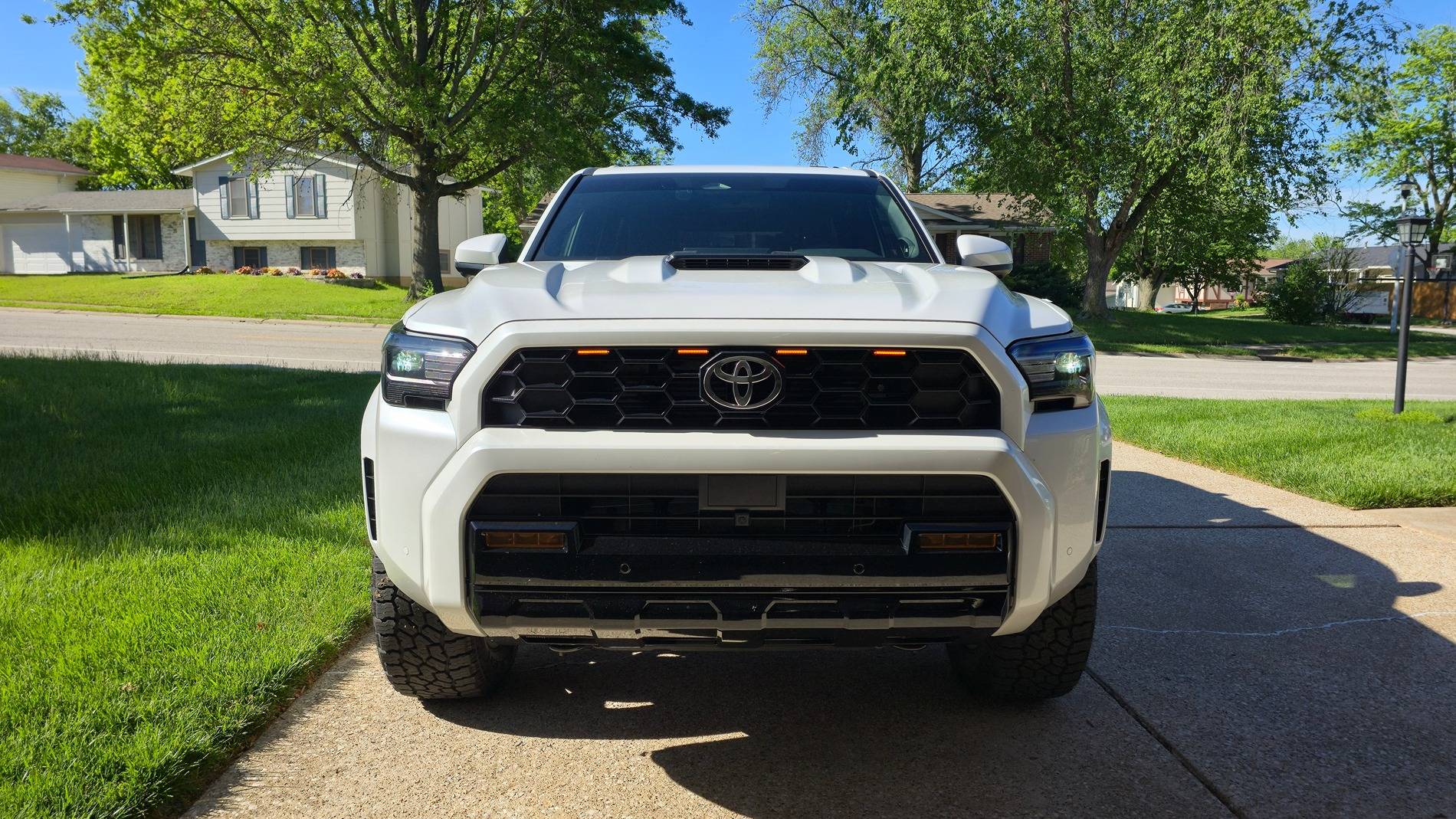 2025 4runner 6th gen Raptor Lights installed on 6th Gen 4Runner grille [DIY video added] 20250517_090533