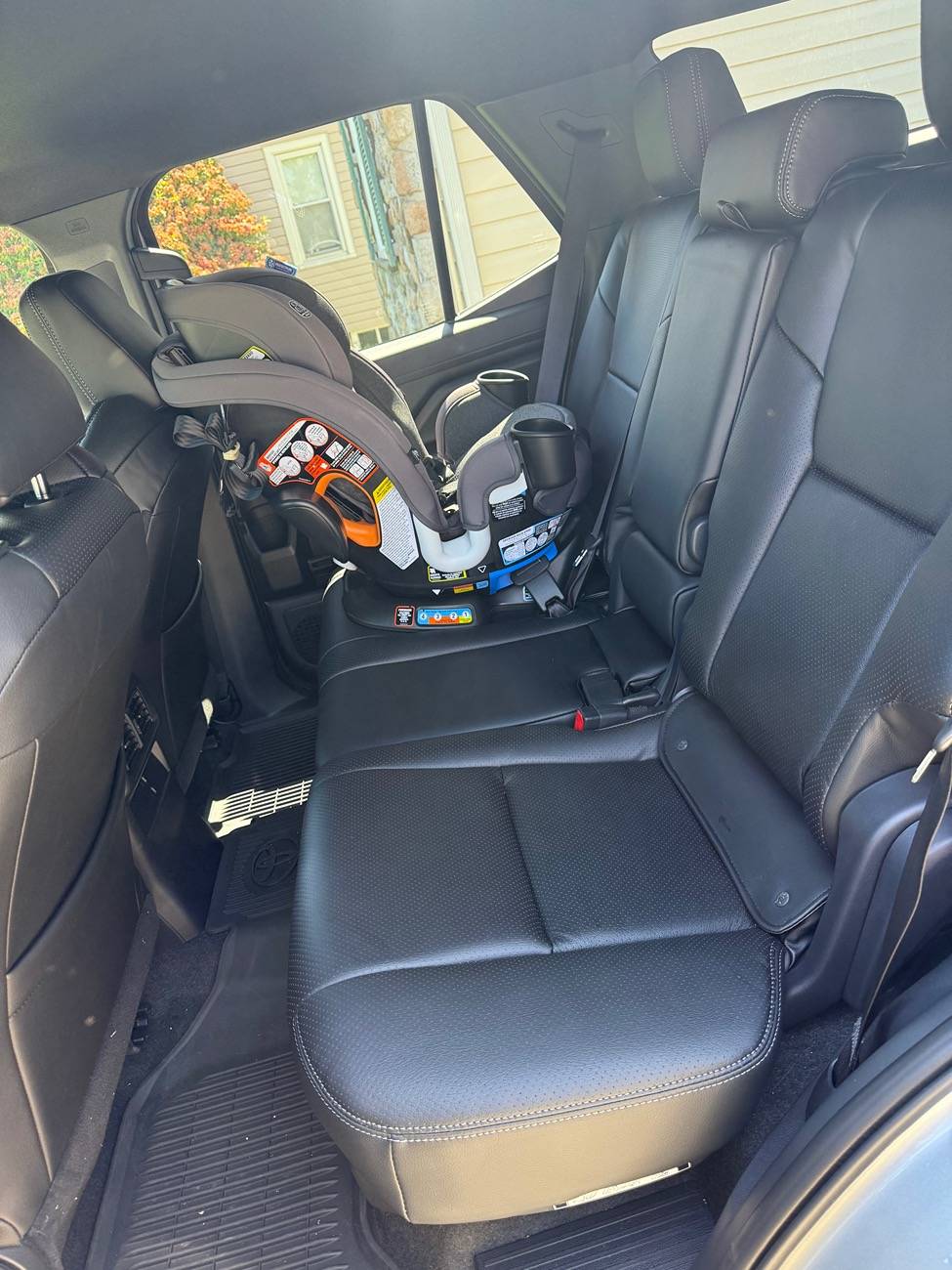 2025 4runner 6th gen Katzkin Black Perforated Leather Seat Covers & Seat Heaters installed in SR5 IMG_0399